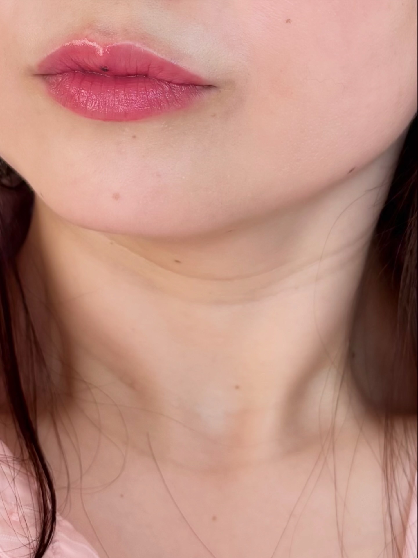 トーン ペタル エッセンス カラー バター/to/one/リップグロスを使ったクチコミ（3枚目）