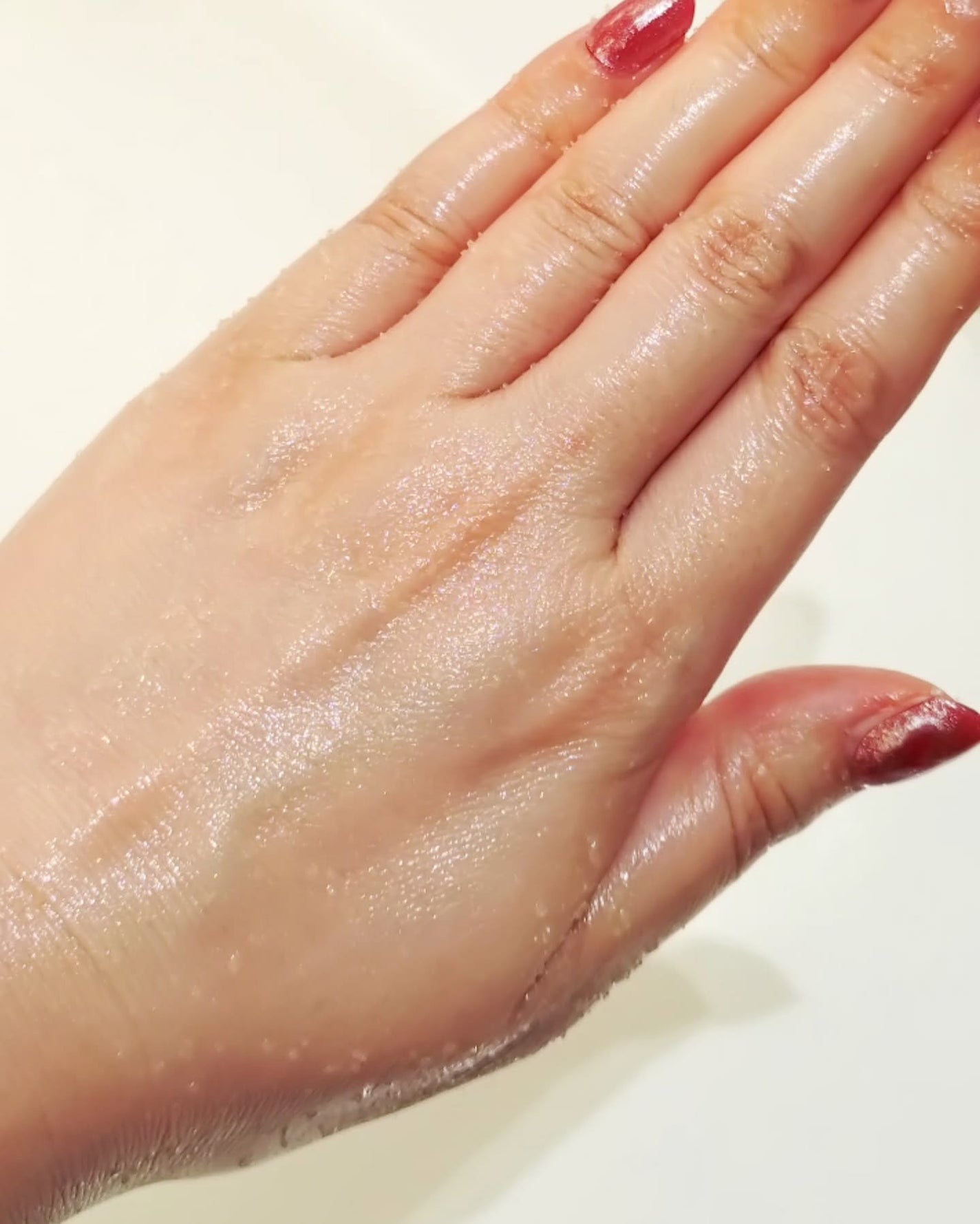 オーガストオーガニック ボディスクラブ M&V/アビオス/ボディスクラブを使ったクチコミ(5枚目)