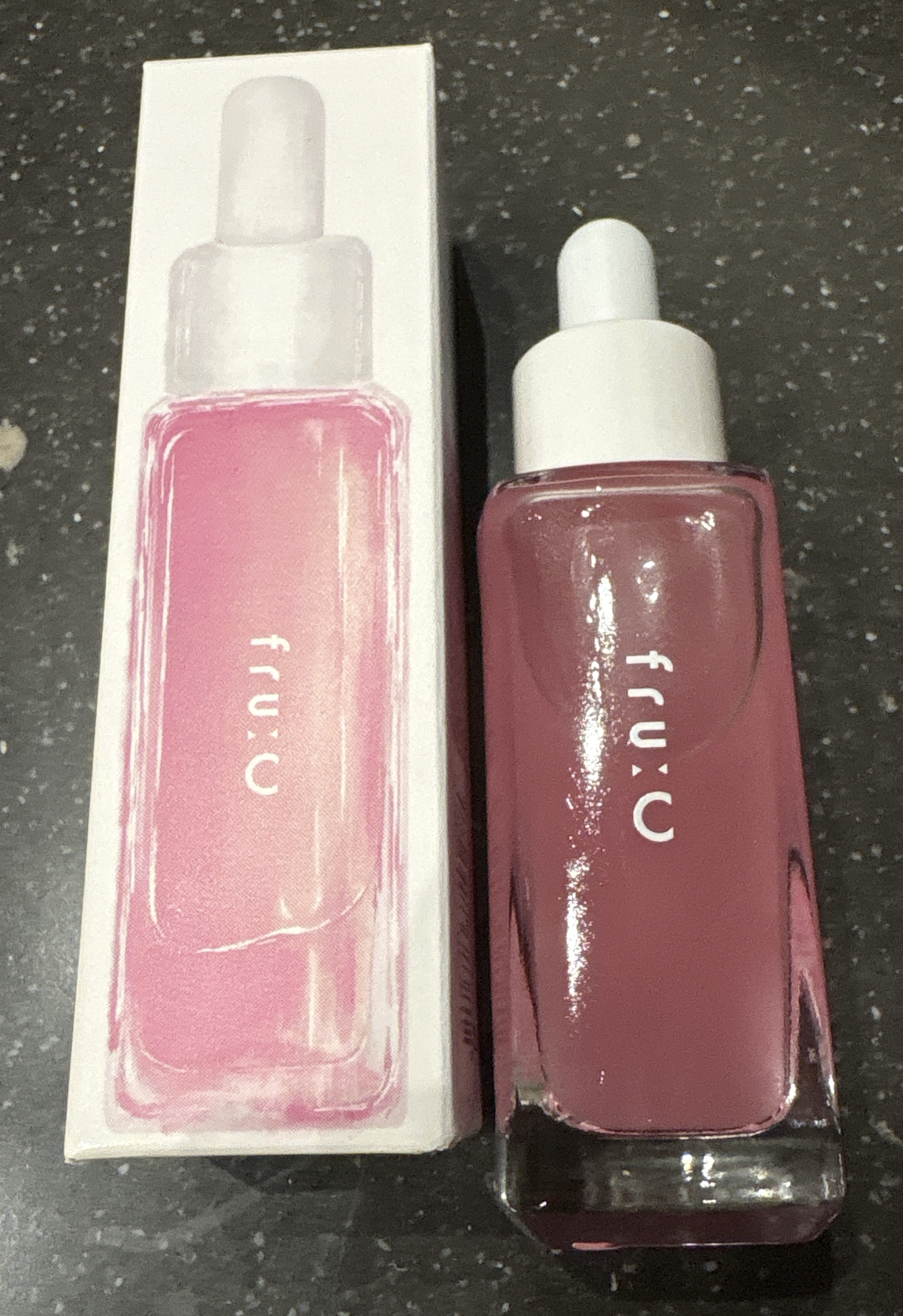 Fru:C fru:C PDRN+Cセラムのクチコミ「fru:C様より
Fru:C PDRN+Cセラム頂きました。

ＰＤＲＮ×ビタミンC誘導体でも.....」（1枚目）