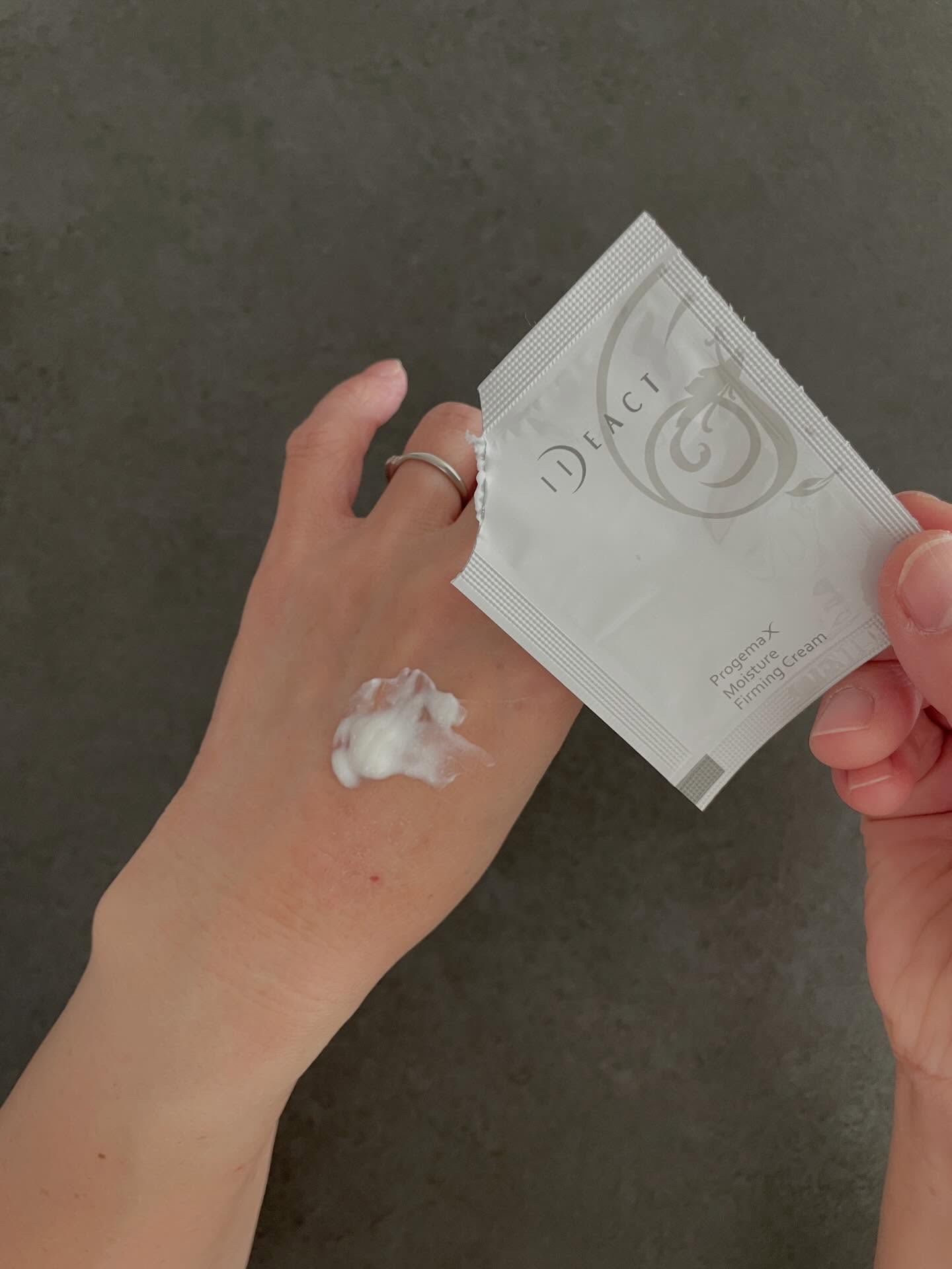 イデアアクトR プロジェマックス スターターセット/イデアアクト/スキンケアキットを使ったクチコミ（2枚目）