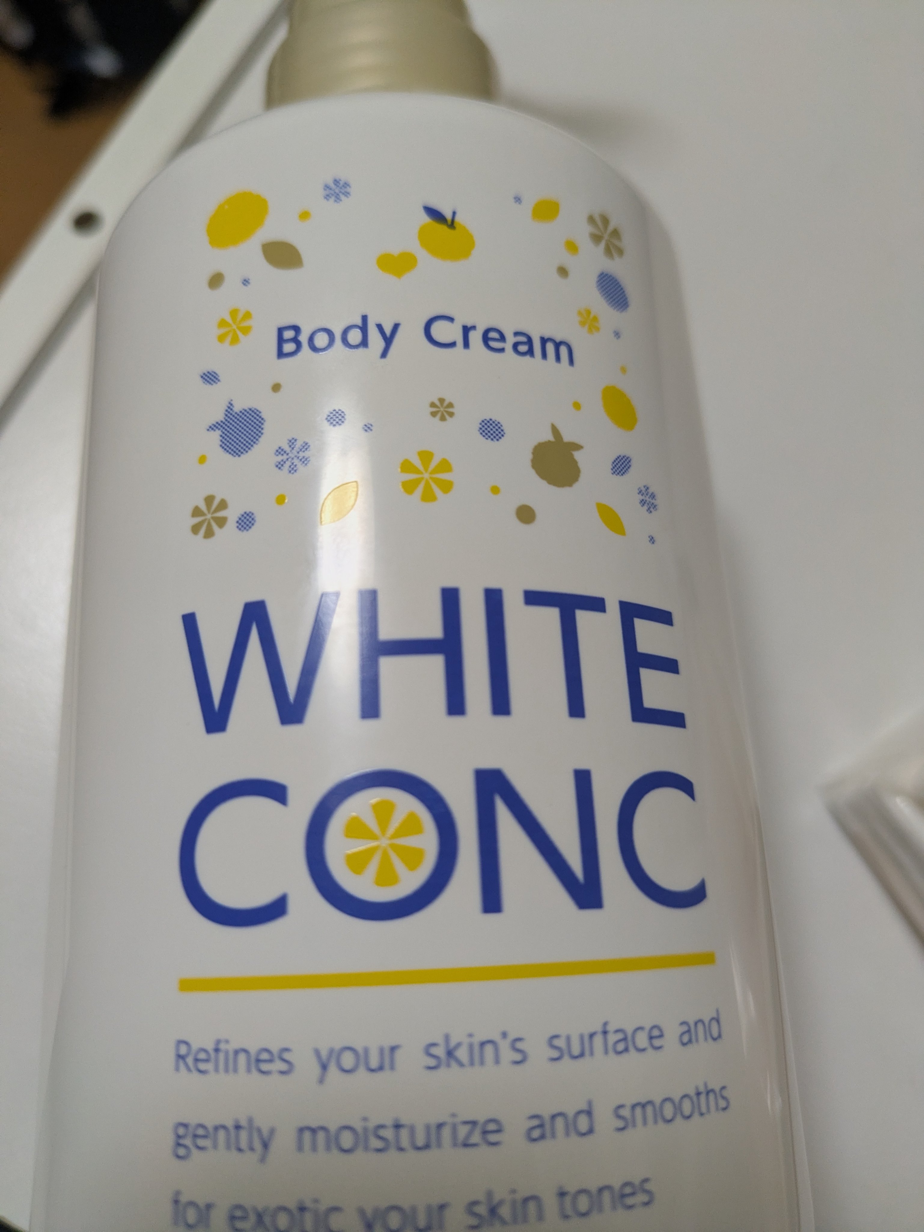 ホワイトコンク 薬用ホワイトコンク ボディミルク ゆずの香りのクチコミ「【使った商品】薬用ホワイトコンク ボディミルク ゆずの香り
【商品の特徴】たっぷり使えてベタつ.....」（1枚目）