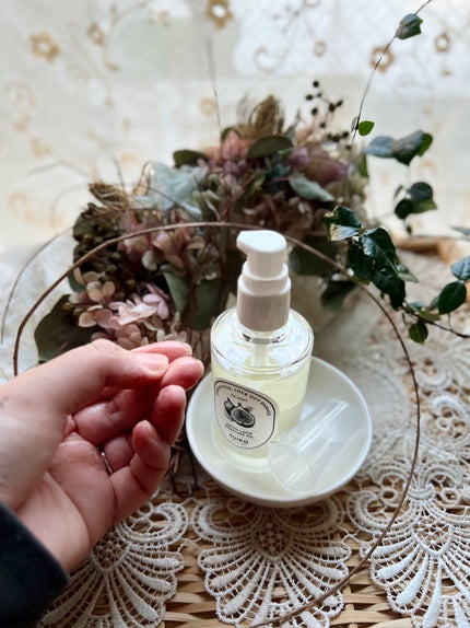 SUIKO パフュームオイル〈ヘアオイル〉/SUIKO HATSUCURE/ヘアオイルを使ったクチコミ(4枚目)