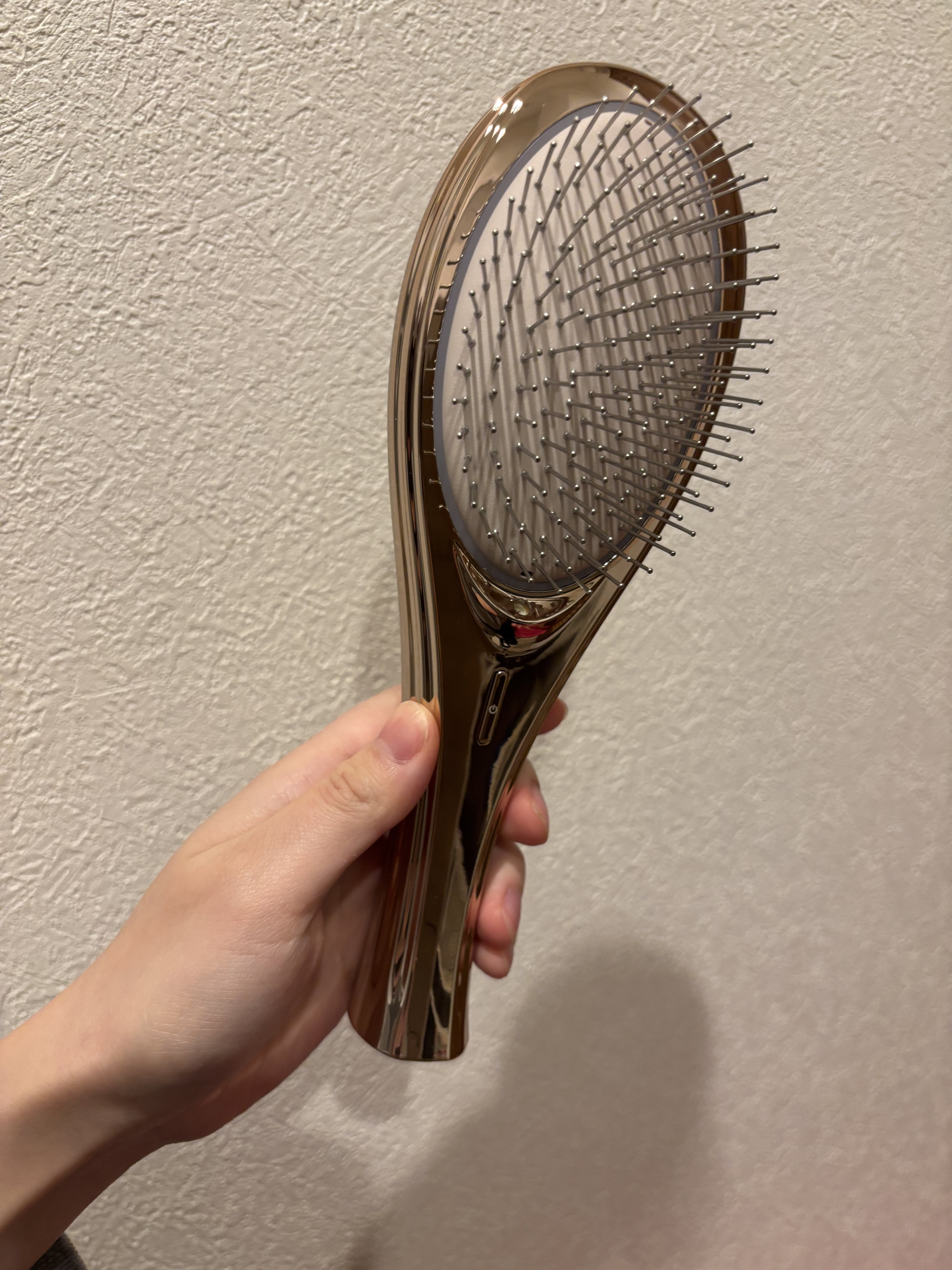 EMS Brush Air/WAVEWAVE/頭皮ケアを使ったクチコミ（1枚目）