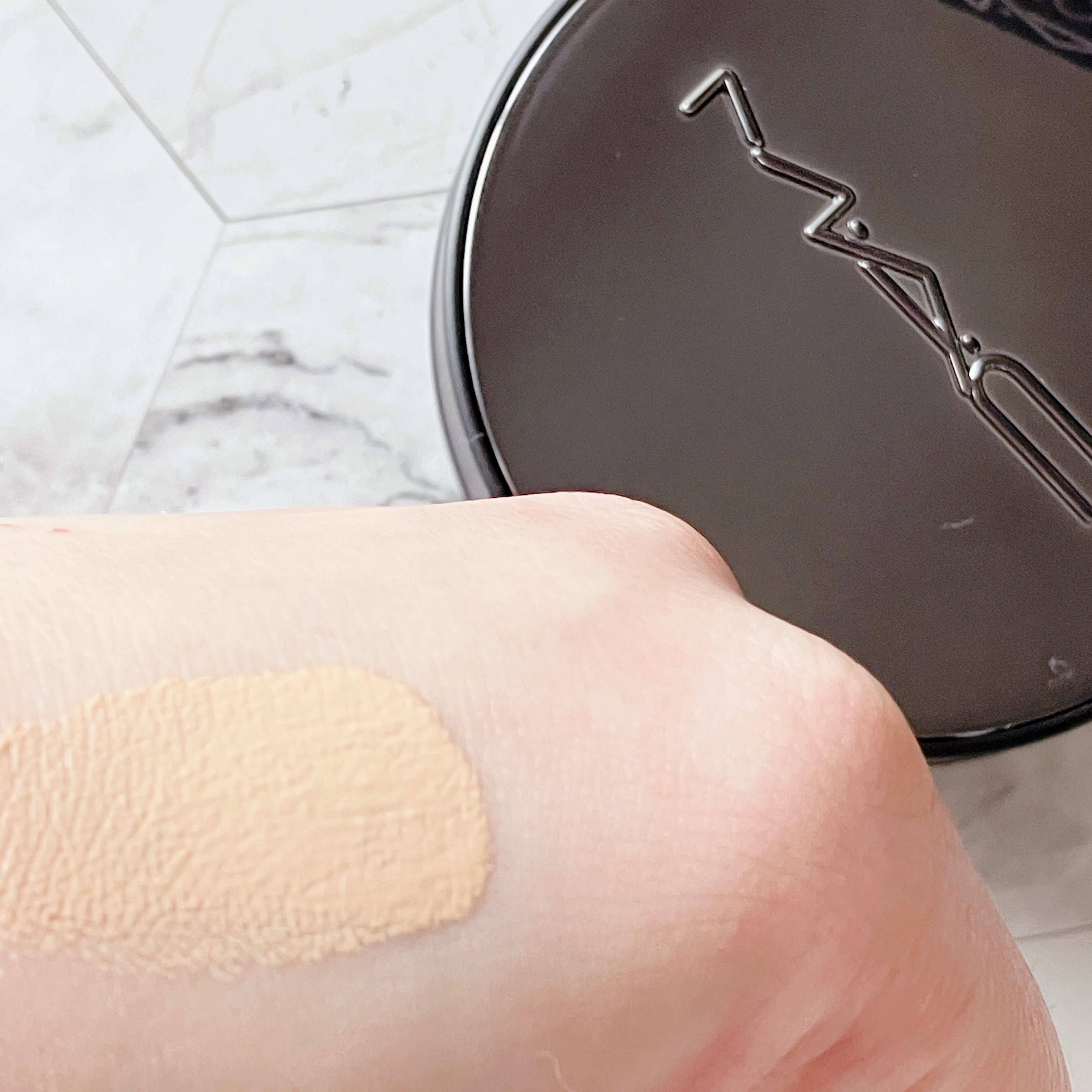 スタジオ フィックス ロングウエア クッション ファンデーション SPF 50/M・A・C/クッションファンデーションを使ったクチコミ（2枚目）