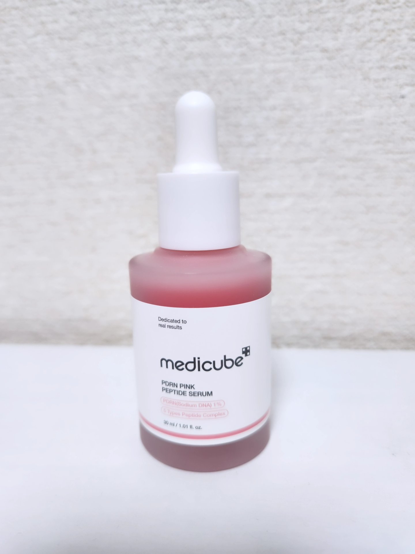 PDRNピンクアンプル PDRN 10,000ppm配合/MEDICUBE/美容液を使ったクチコミ（2枚目）