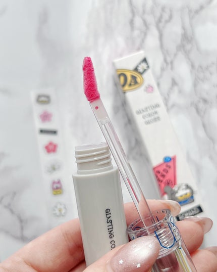 グラスティングカラーグロス/rom&nd/リップグロスを使ったクチコミ(4枚目)