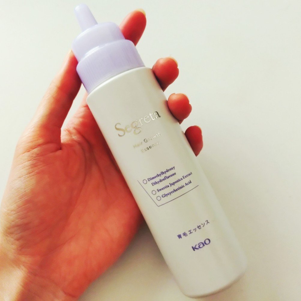  花王株式会社からいただきました

髪を育むエッセンス



セグレタ　薬用　育毛エッセンス

（販売名：セグレタ育毛エッセンスc）

をお試ししました！





20代から白髪が気になり始めたわたし。

アラサーで出産を経験して

さら
