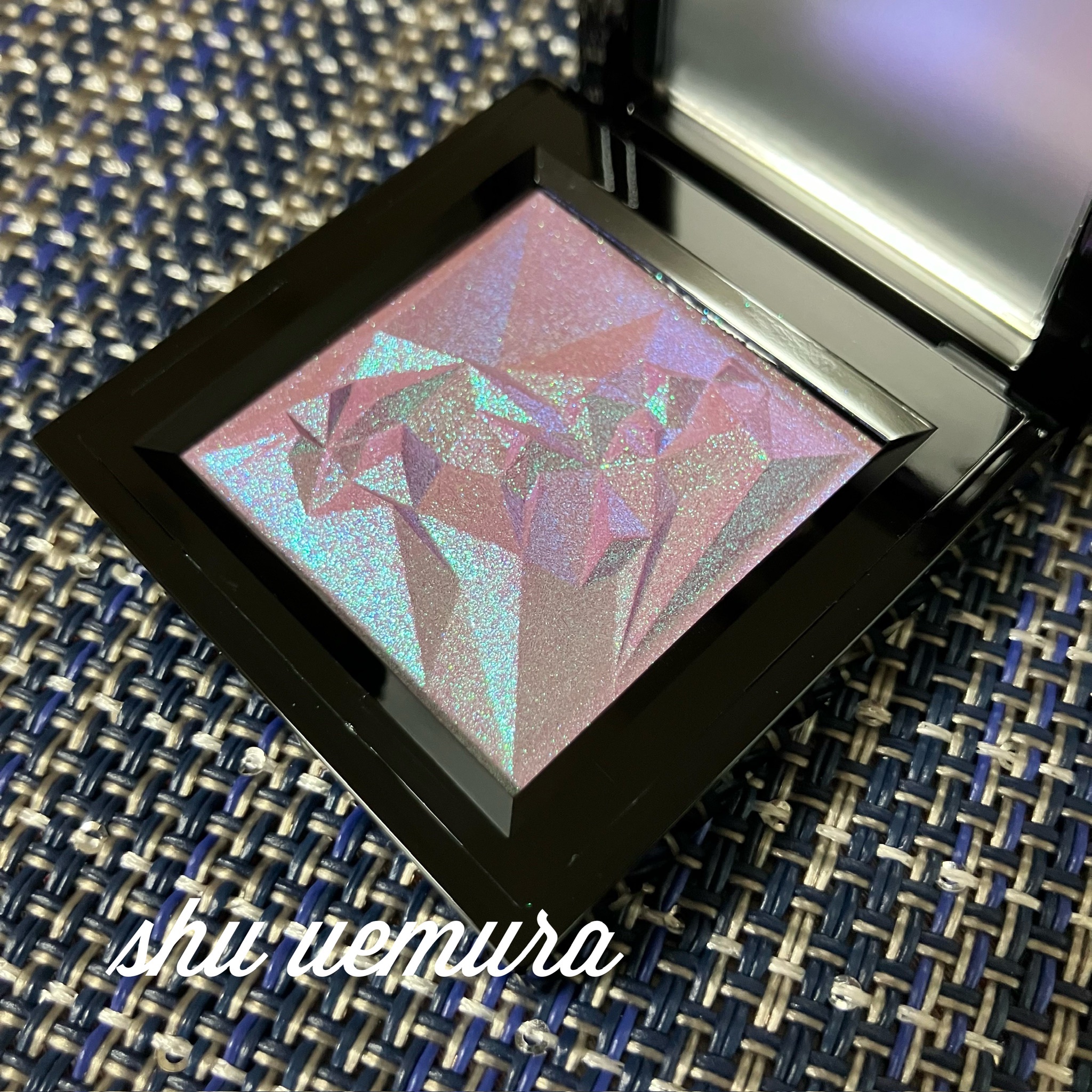 クラッシュド ジェム ＣＧ１ クポ！パープル/shu uemura/単色アイシャドウを使ったクチコミ（1枚目）