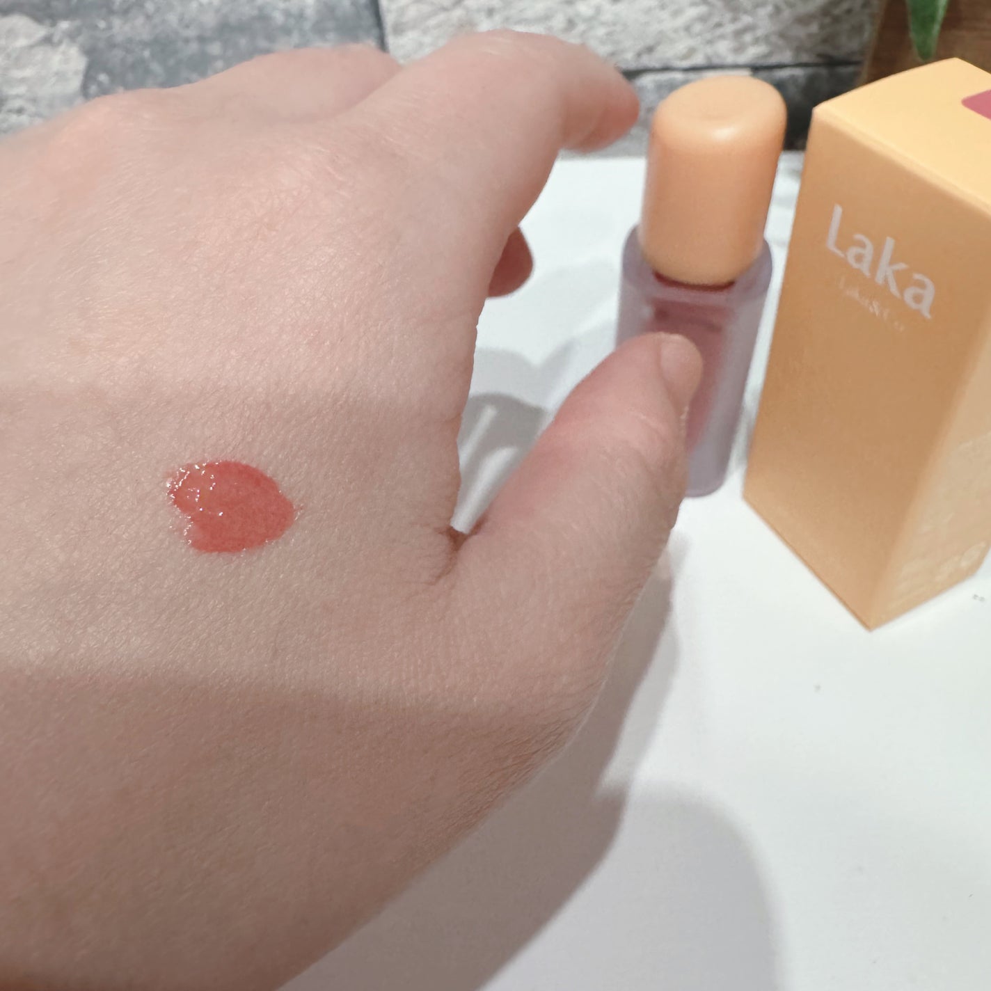 フルーティーグラムティント/Laka/リップティントを使ったクチコミ(2枚目)