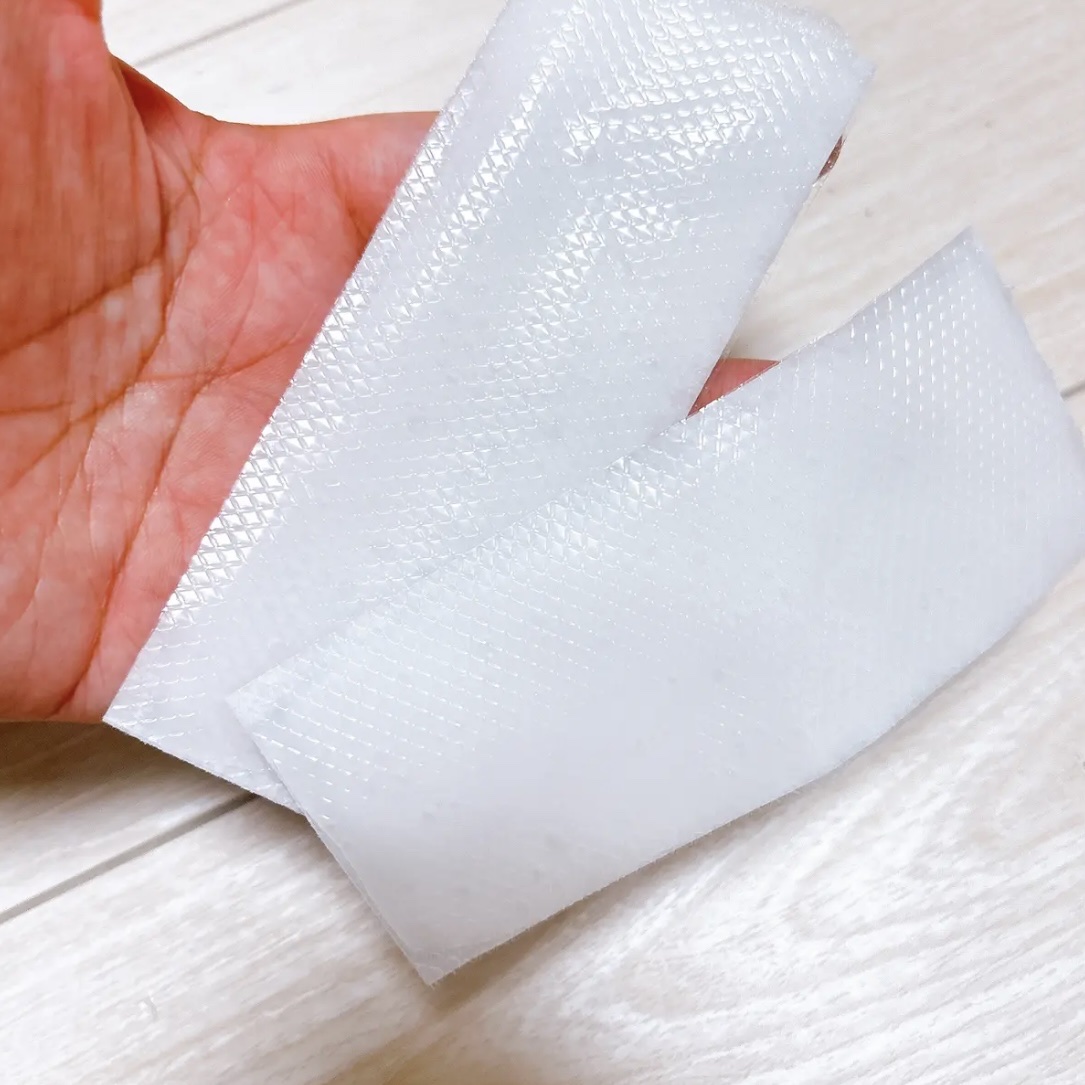 貼る炭酸ジェルパック　HEAD＆NECK/めぐりズム/ネック・デコルテケアを使ったクチコミ（2枚目）