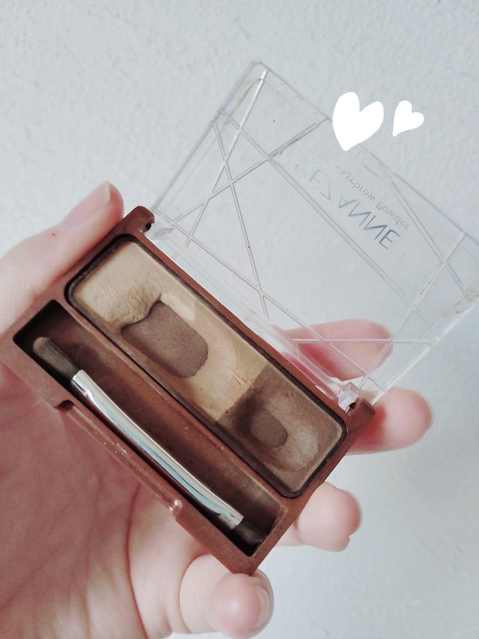 　　　CEZANNE　ノーズ＆アイブロウパウダー

みなさん、おはようございます☺
今年も沢山お世話になったCEZANNE　ノーズ＆アイブロウパウダー　01　キャメル。

ブラシがちょうどよくて使いやすいです💞
カラーも豊富でなかなかなく