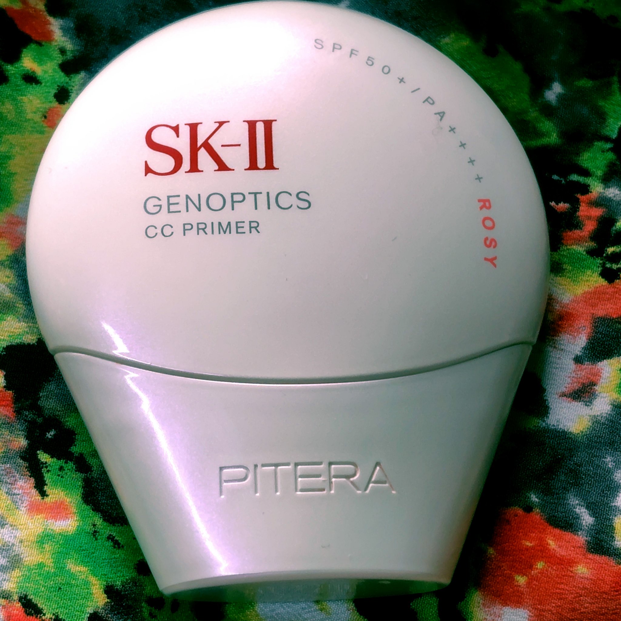 年の瀬に２０２５年購入品を振り返るコーナー🐍

SK-II🌹

SK-II ジェノプティクス CC プライマー

ロージー ピンク

白浮きもなく綺麗な肌に仕上がります

SK-IIの成分もたっぷり入っていて肌にも良き

SPF50+・