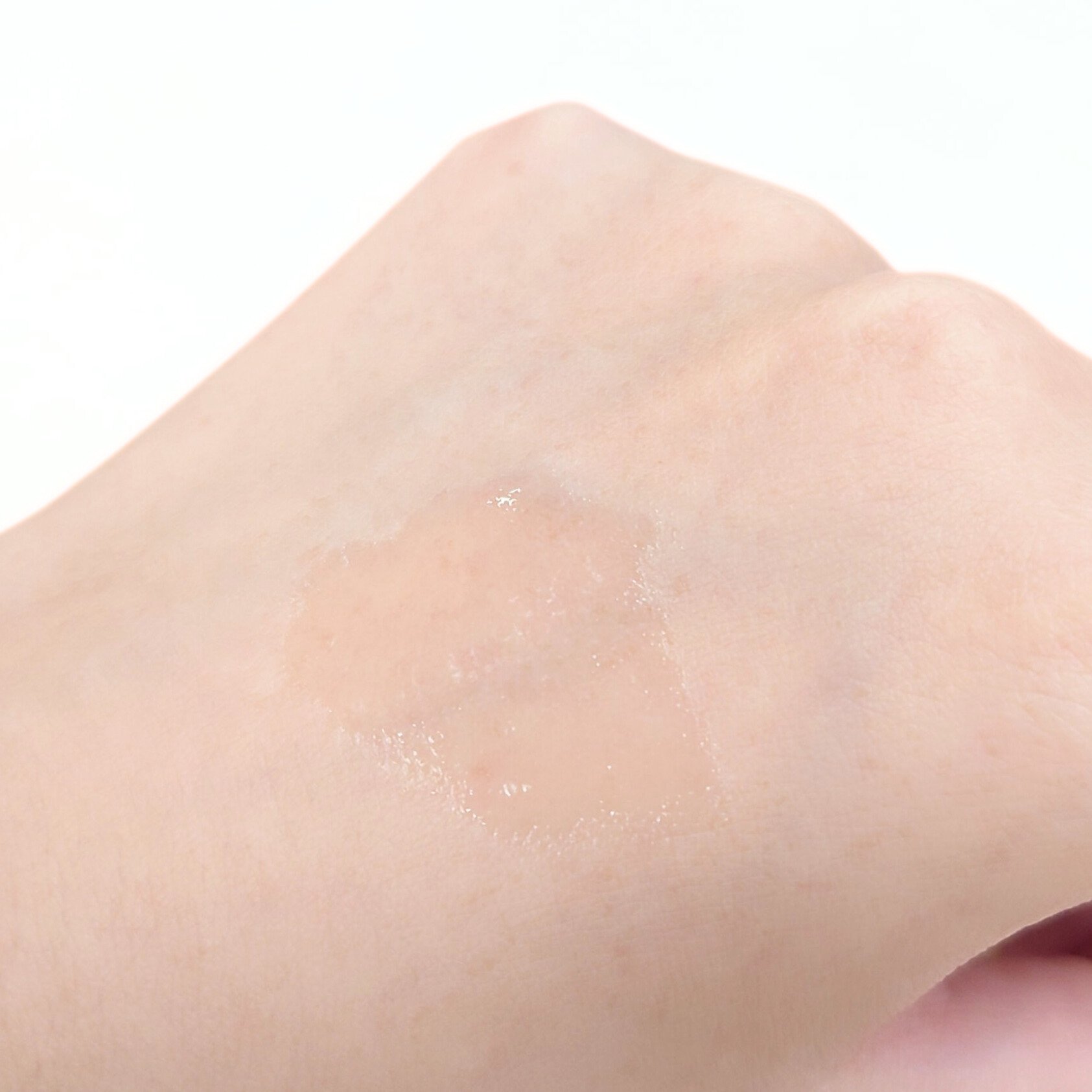 キューミ―ボムショットリッププランパー/AGARISM/リッププランパーを使ったクチコミ（2枚目）