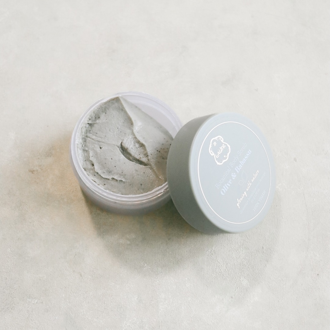 オリーブ＆ババス ボタニカル ボディスクラブ/Laline/ボディスクラブを使ったクチコミ（3枚目）