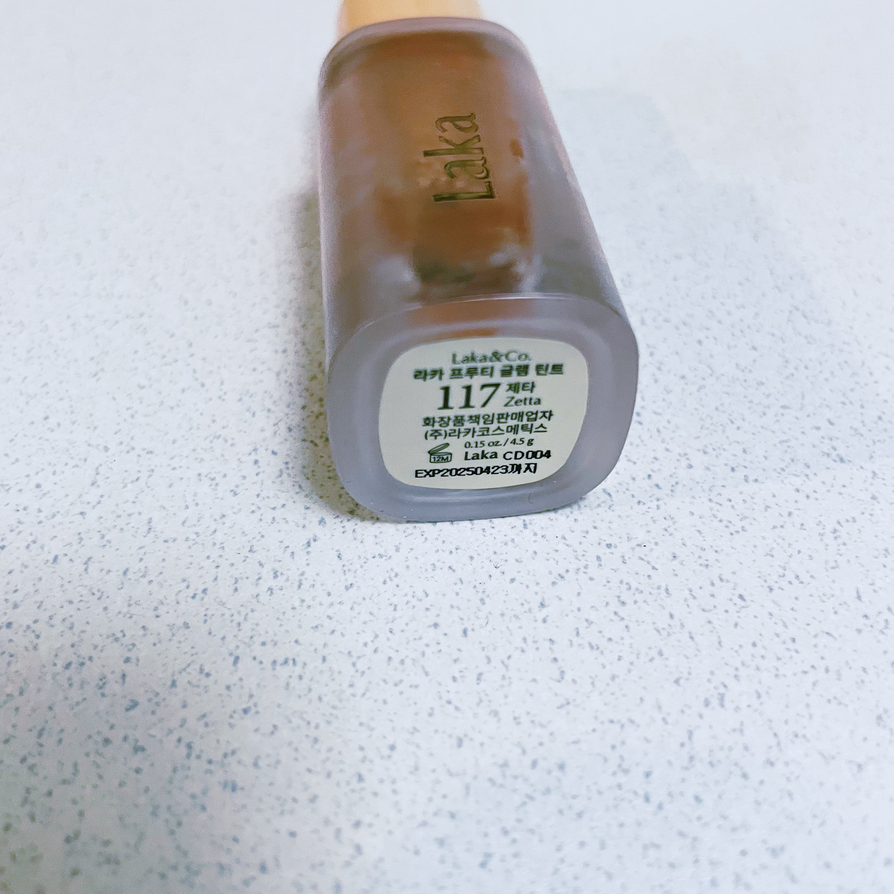 フルーティーグラムティント 117 ゼタ/Laka/リップティントを使ったクチコミ（2枚目）