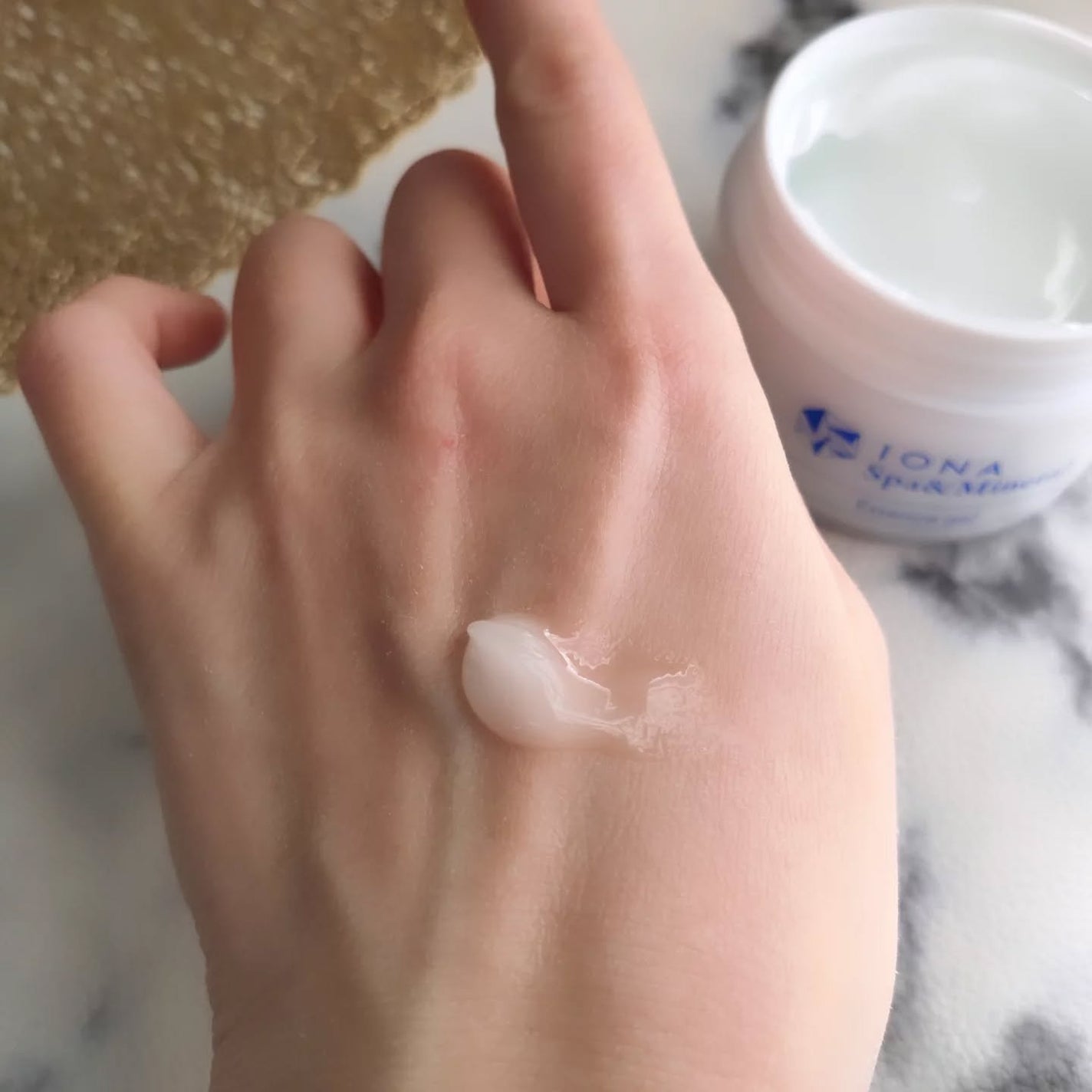 エッセンス ジェル/イオナ スパ&ミネラル/オールインワン化粧品を使ったクチコミ(5枚目)