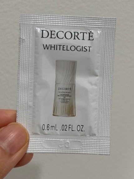 コスメデコルテ ホワイトロジスト クロノジェネシス ブライトニング コンセントレイト 1.8X【医薬部外品】<美白美容液>/DECORTÉ/美容液を使ったクチコミ(2枚目)