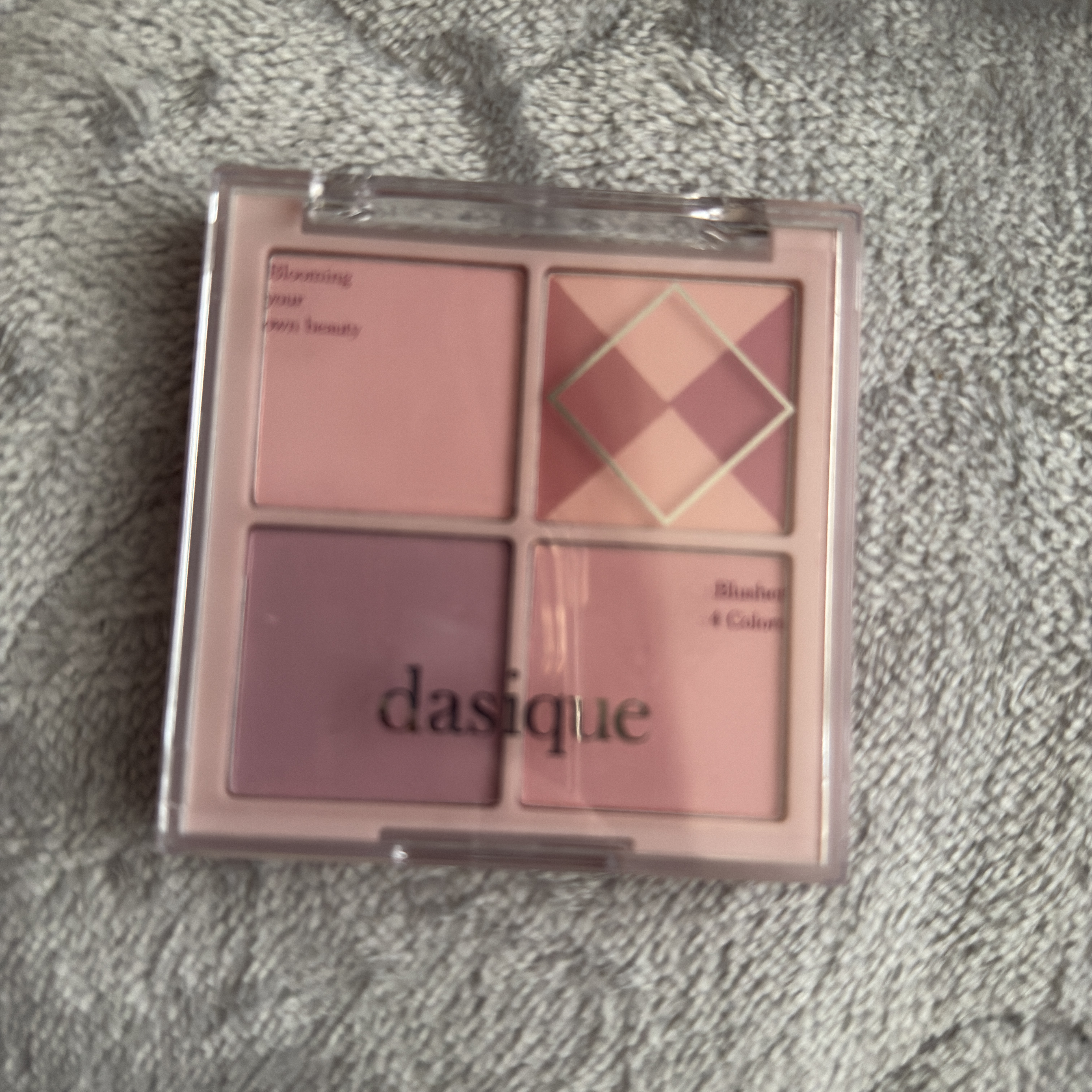 ブレンディングムードチーク/dasique/パウダーチークを使ったクチコミ（1枚目）