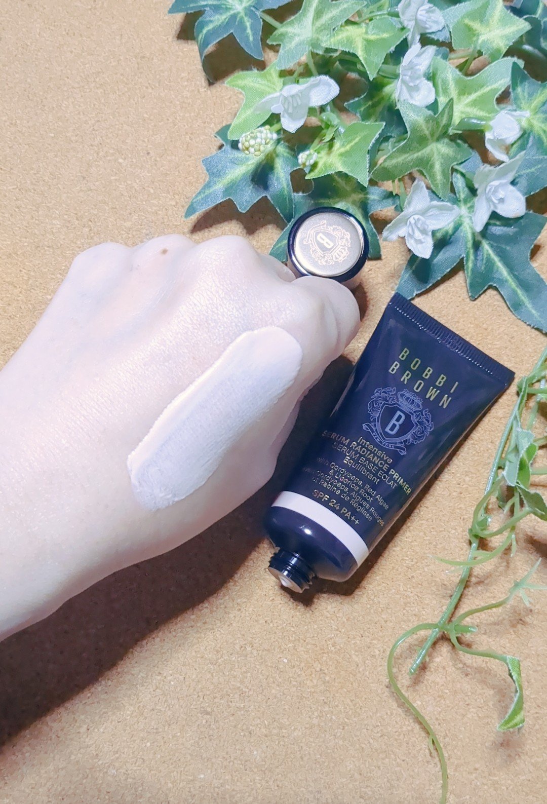 インテンシブ セラム ラディアンス プライマー/BOBBI BROWN/化粧下地を使ったクチコミ（3枚目）