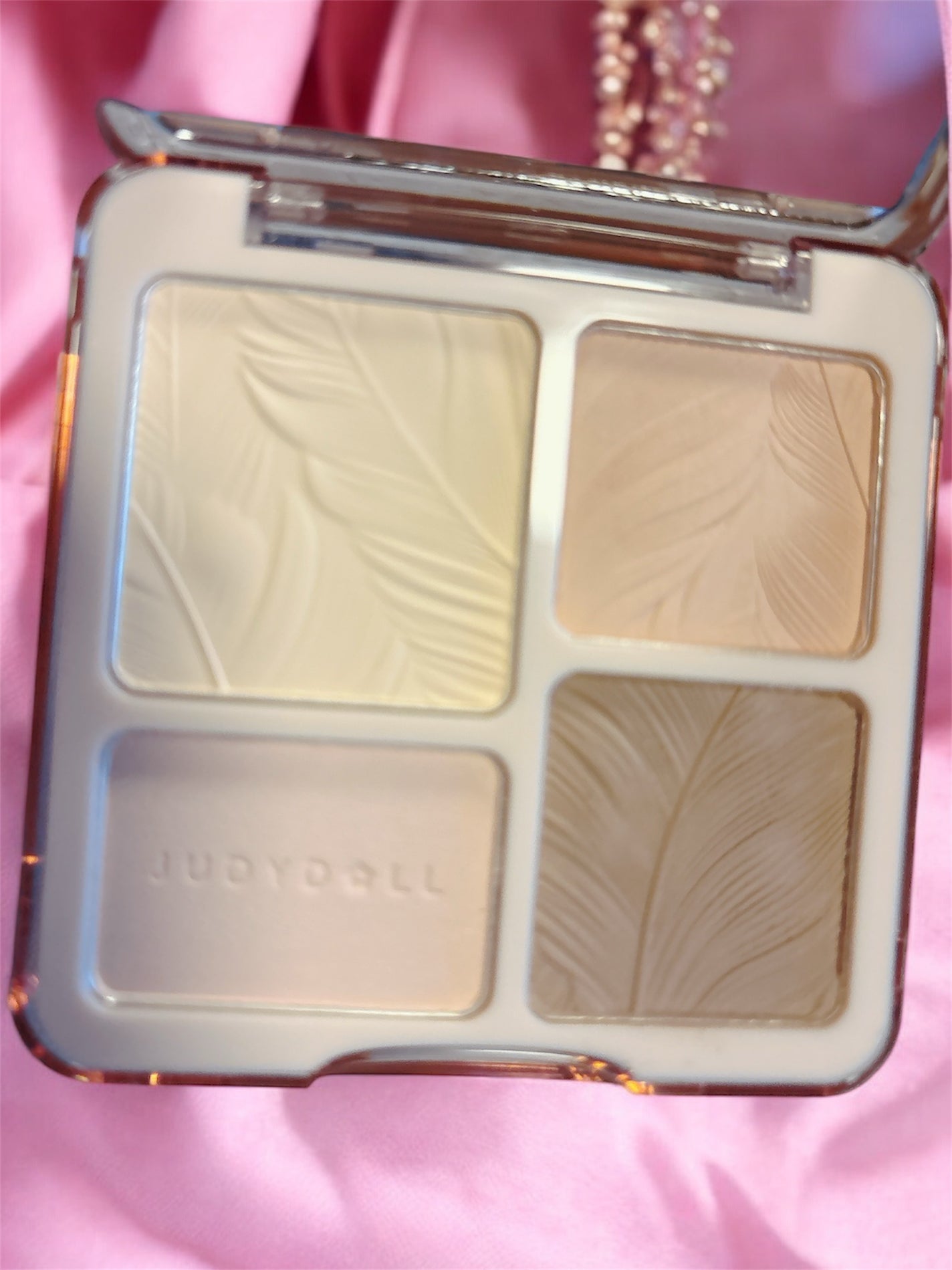 JUDYDOLL メリハリマスターパレット/JUDYDOLL/パウダーハイライトを使ったクチコミ(4枚目)