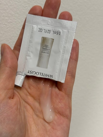 コスメデコルテ ホワイトロジスト クロノジェネシス ブライトニング コンセントレイト 1.8X【医薬部外品】<美白美容液>/DECORTÉ/美容液を使ったクチコミ(4枚目)