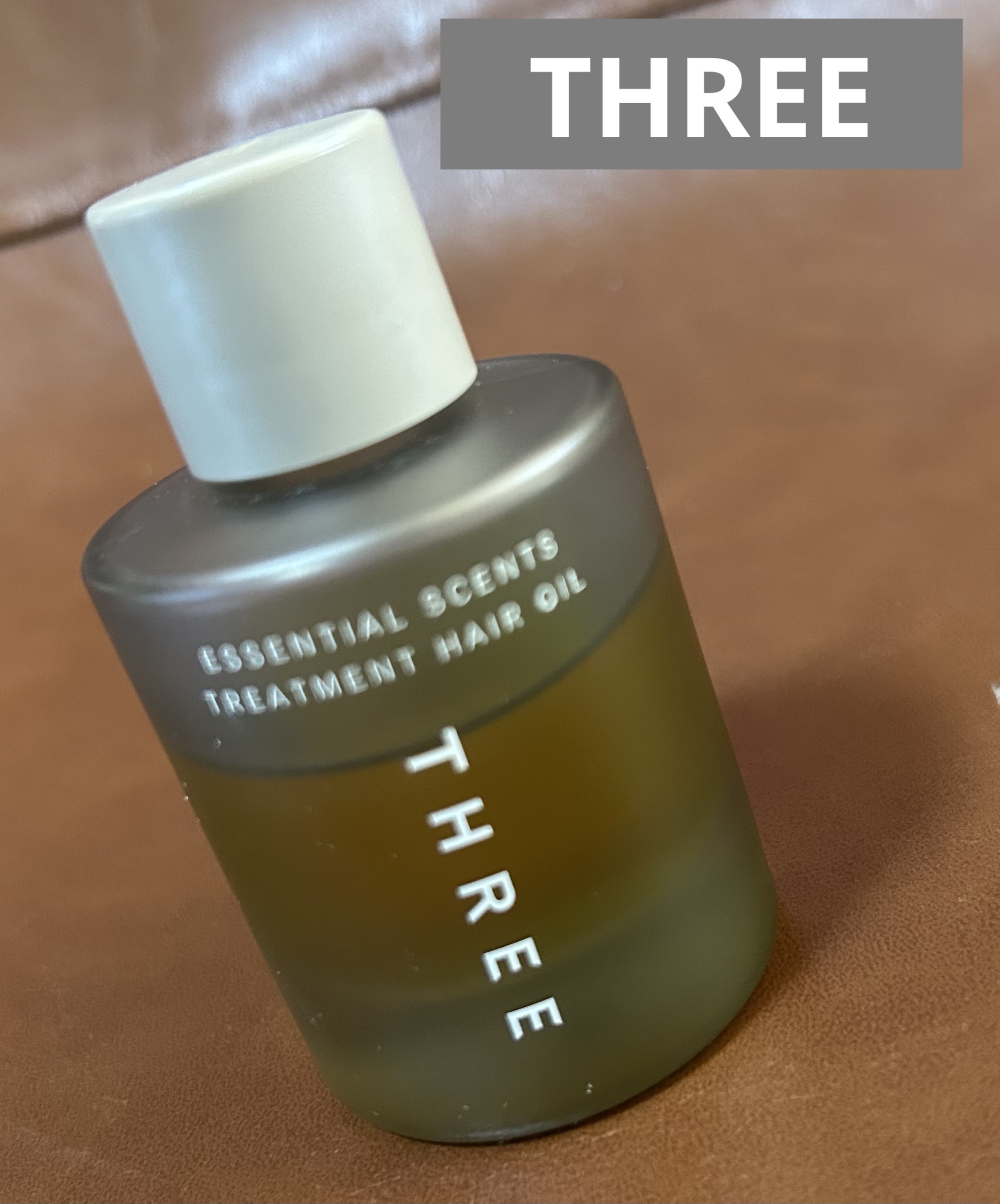 THREE エッセンシャルセンツ トリートメント ヘア オイル/THREE/ヘアオイルを使ったクチコミ（1枚目）