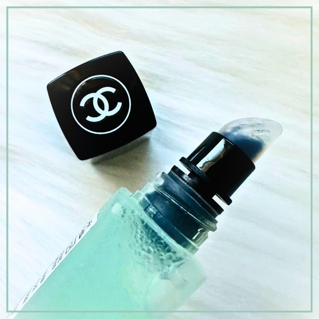 イドゥラ ビューティ マイクロ リップ セラム/CHANEL/リップ美容液を使ったクチコミ(3枚目)