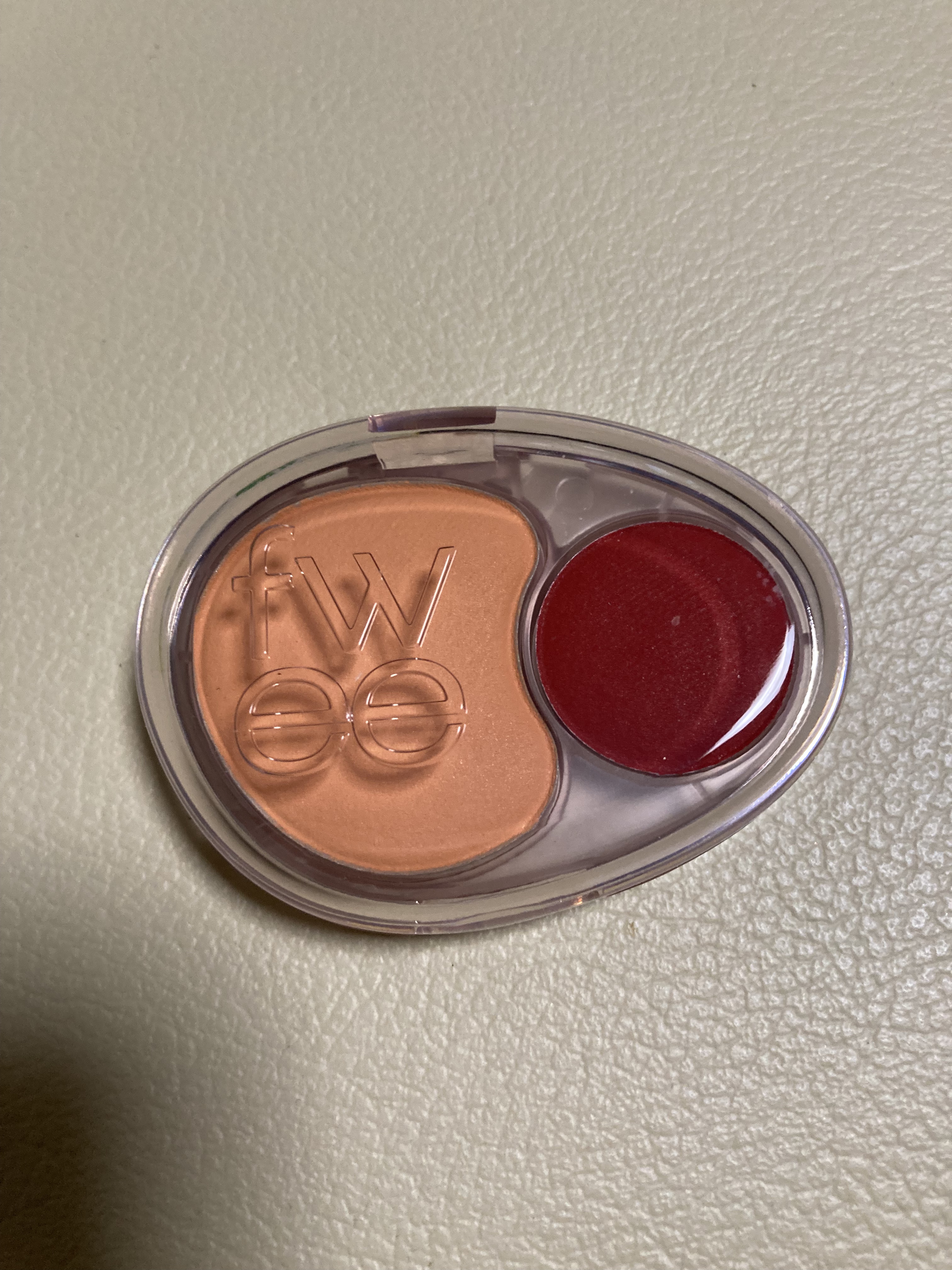 デュアルチークメロウ/fwee/ジェル・クリームチークを使ったクチコミ（1枚目）