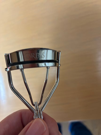 オルビス アイラッシュカーラーのクチコミ「オルビスアイラッシュカーラー¥765
まつ毛アイラッシュカーラーを挟みやすくキレイなロングカー.....」(1枚目)