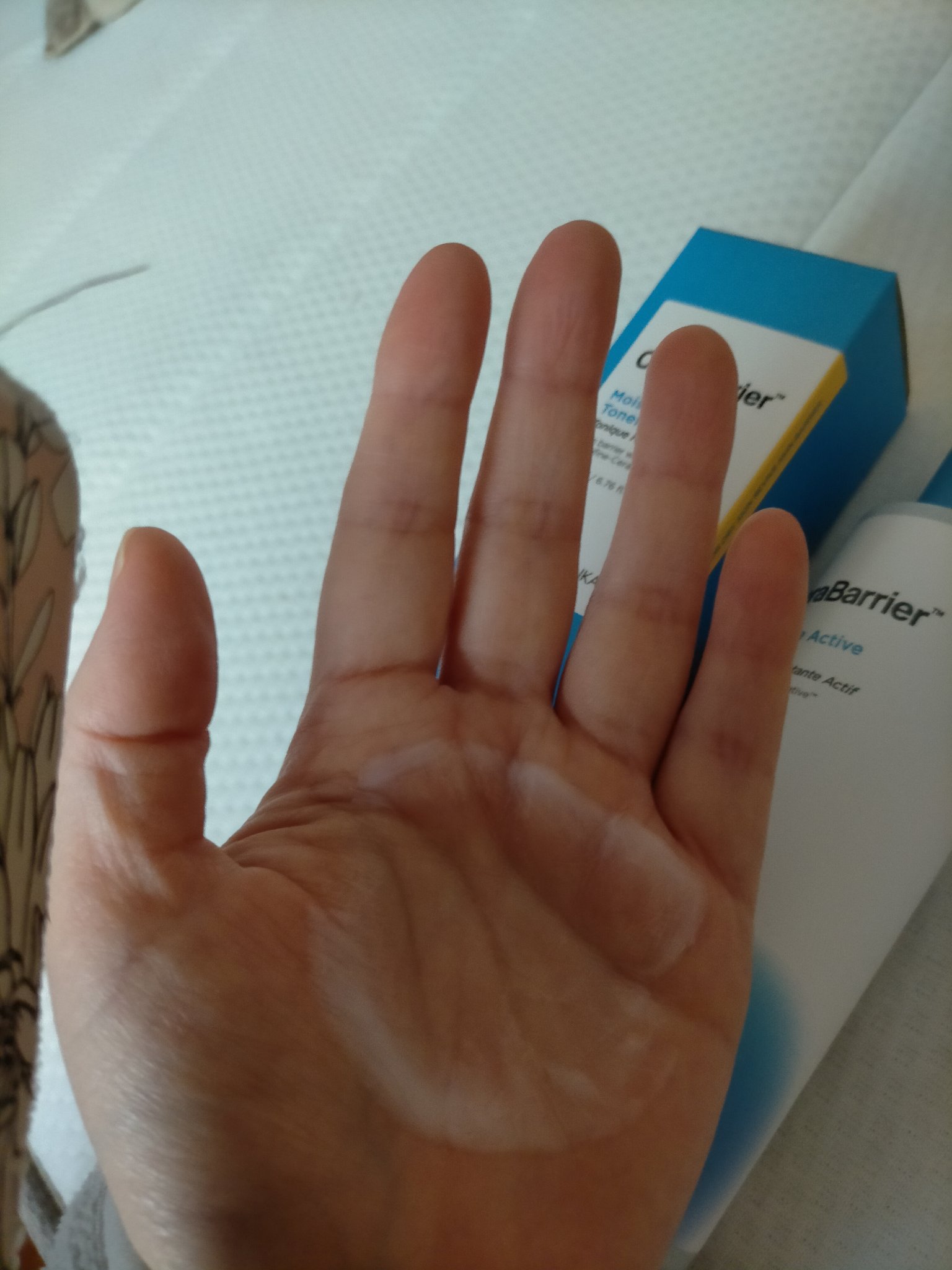 セラバリア　モイスチャーアクティブ　トナー /HOLIKA HOLIKA/化粧水を使ったクチコミ（3枚目）