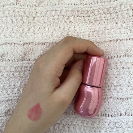 フィー 3Dボリューミンググロス/fwee/リップグロスを使ったクチコミ(2枚目)