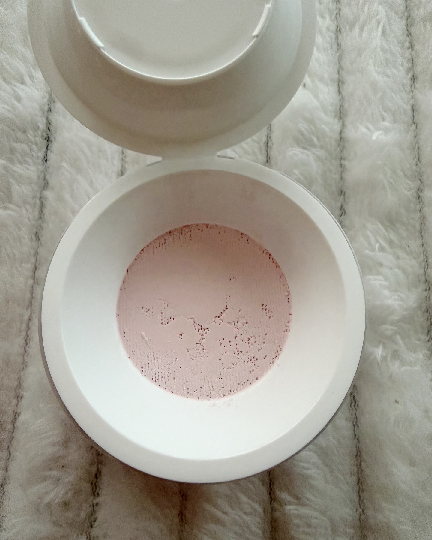 トランスルーセントセットフィニッシングパウダー/TFIT/ルースパウダーを使ったクチコミ（3枚目）