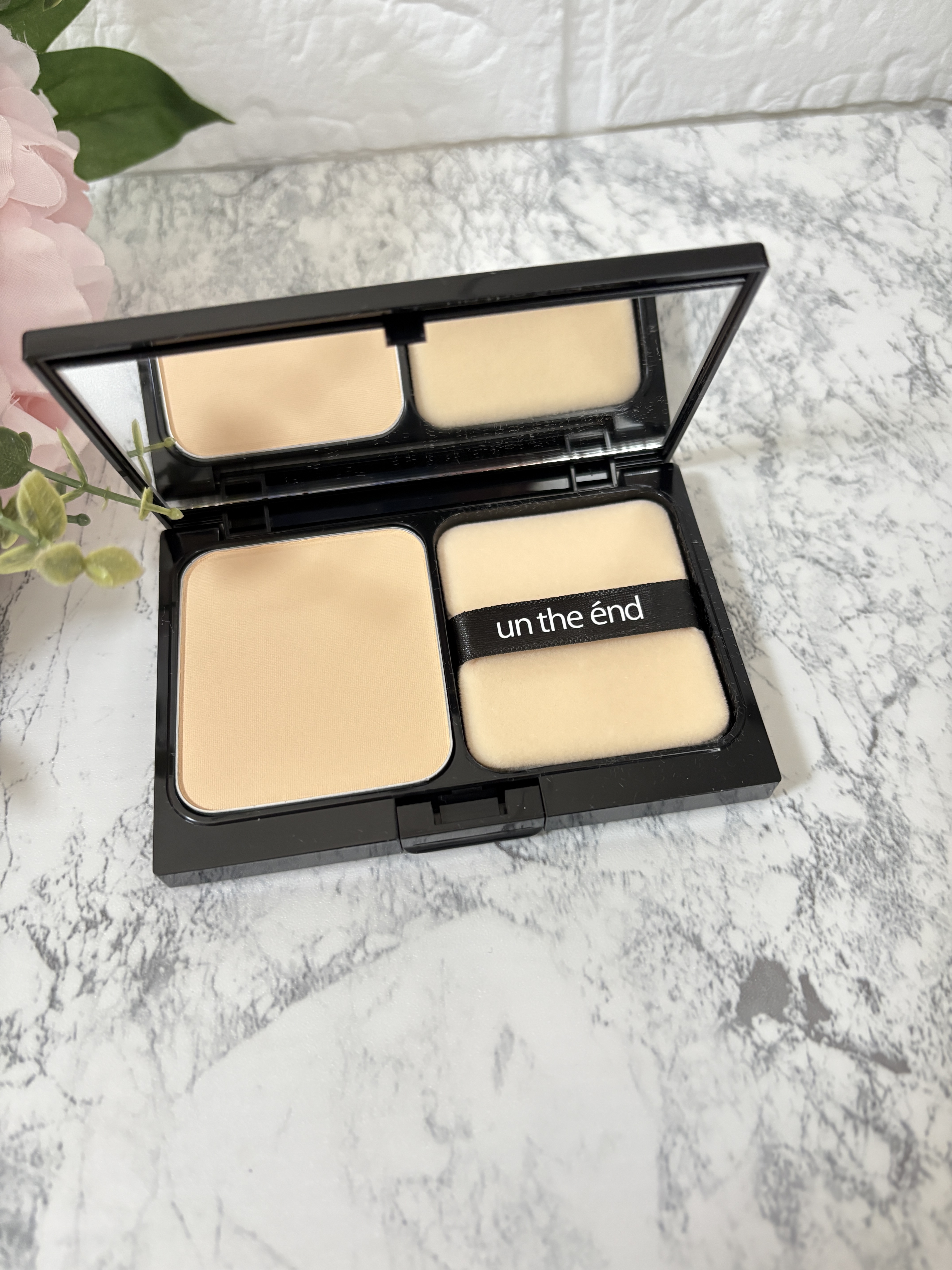 アンジエンド ステージパウダーのクチコミ「
リニューアル！
アンジエンド ステージパウダー
をお試しです♪
超微粒子パウダーが肌に密着。.....」（3枚目）