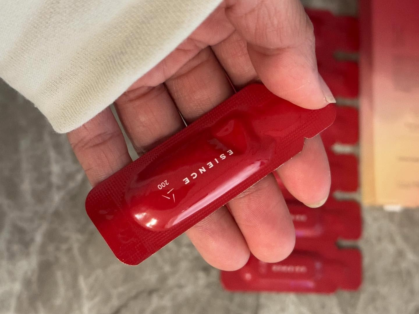 C×AZ ダーマインショット200/ESIENCE/美容液を使ったクチコミ（3枚目）