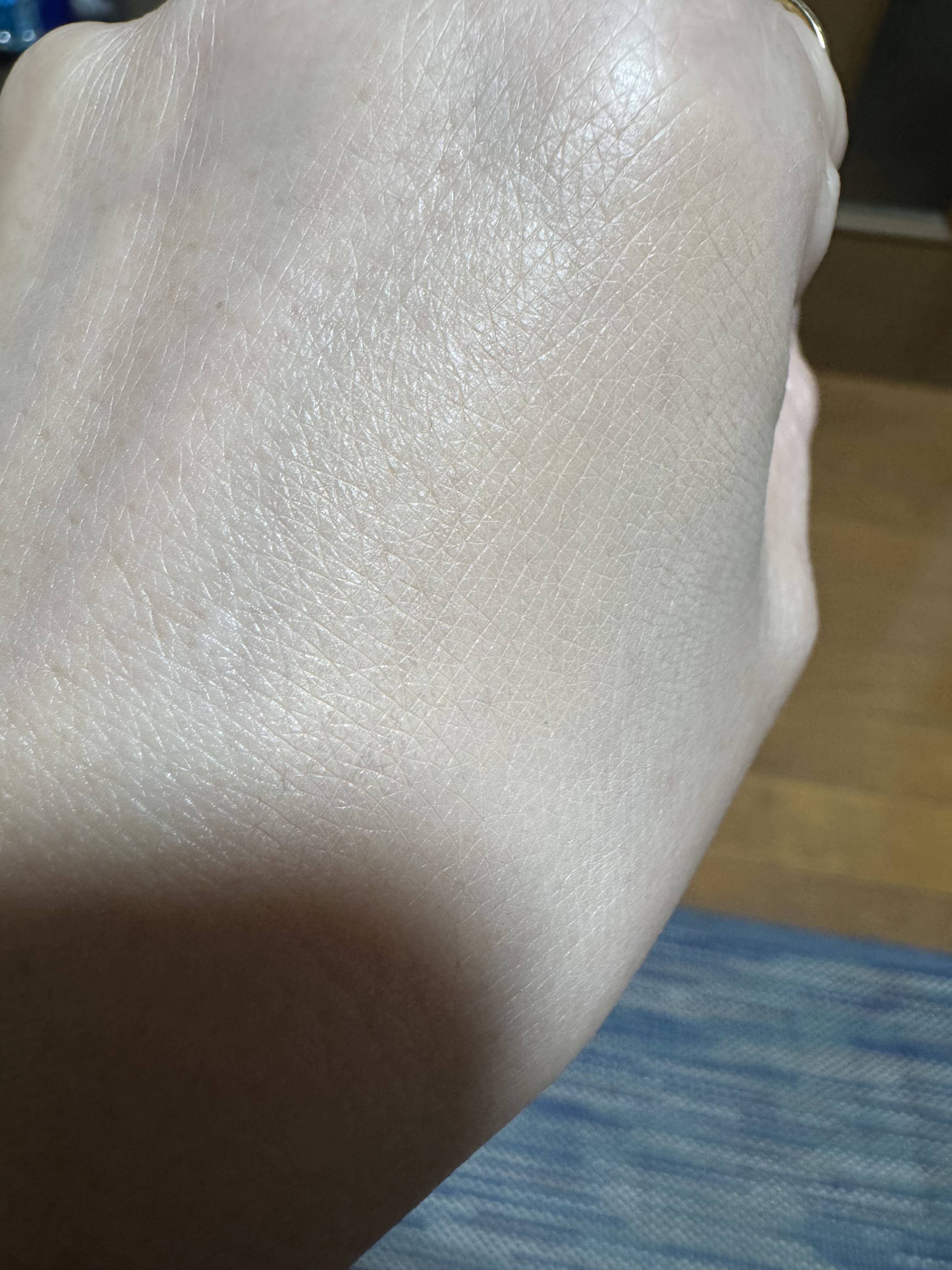 ウォータースプラッシュシカトーンアップクリーム/espoir/化粧下地を使ったクチコミ（3枚目）