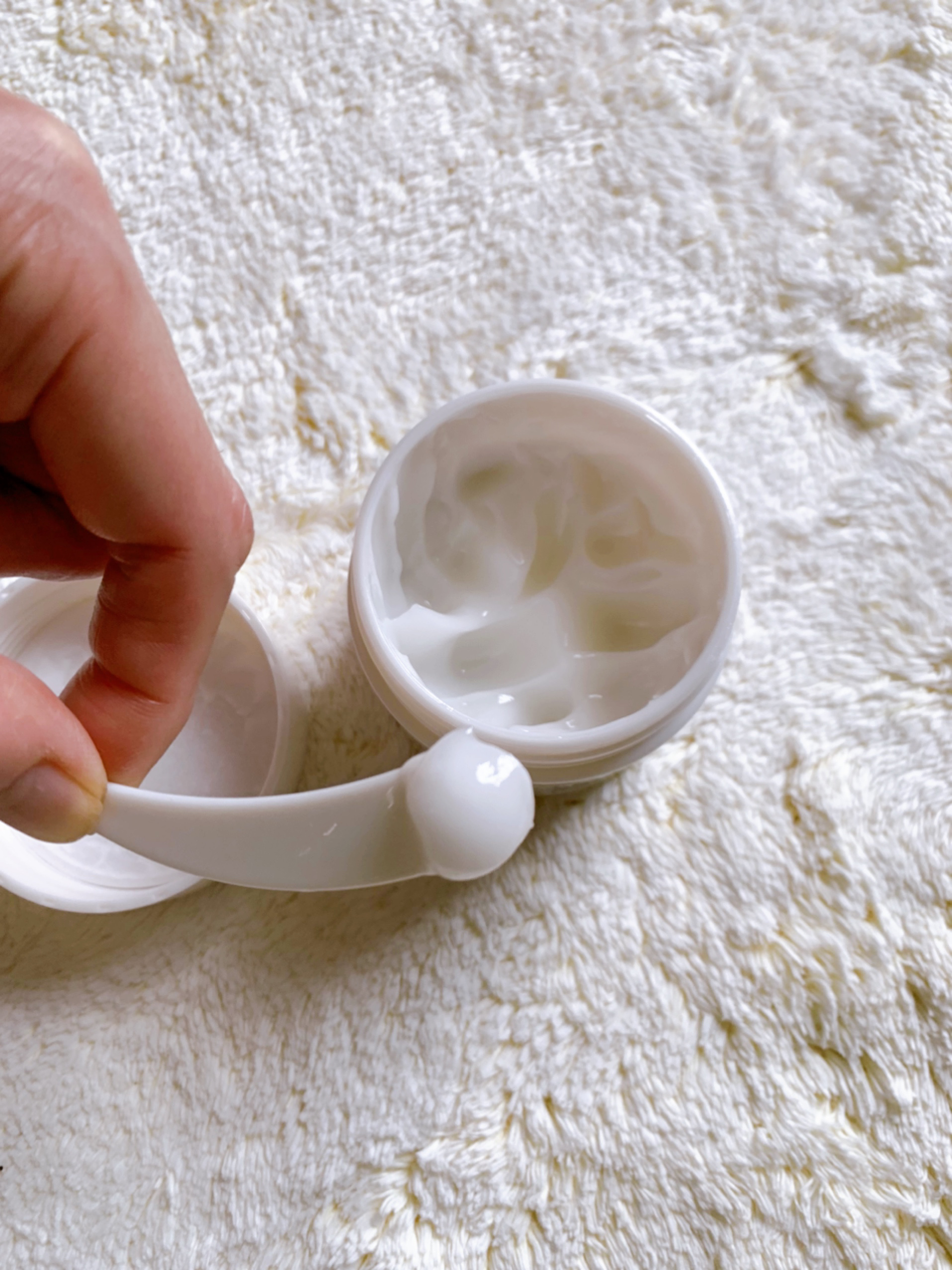 薬用 リンクルジェルクリーム/ちふれ/オールインワン化粧品を使ったクチコミ（3枚目）