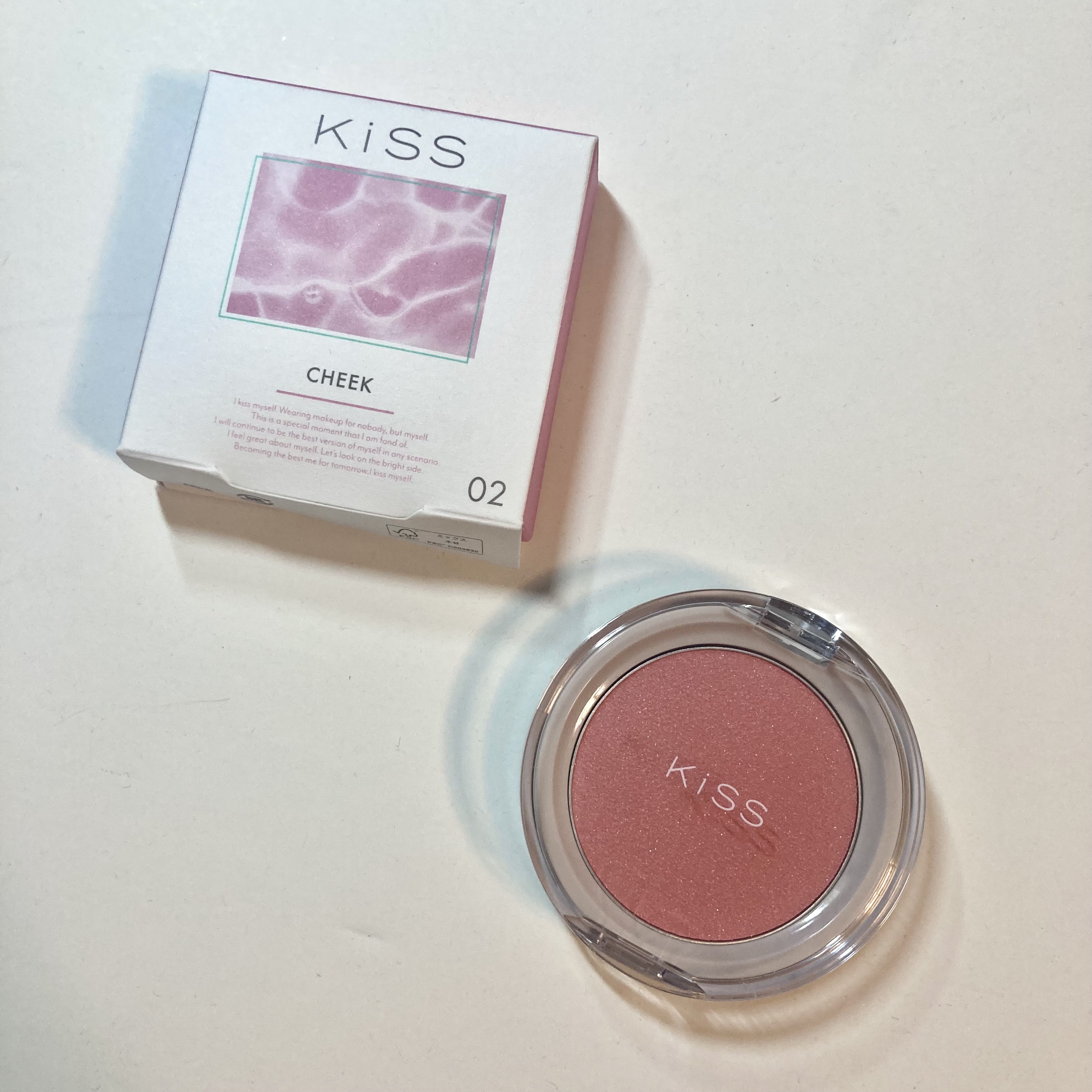 KiSS クリアルディ ブラッシュのクチコミ「塗り重ねても透明感が続くので
少量ずつ重ね付けしやすい。

オトナのナチュラルメークにピッタリ.....」（2枚目）