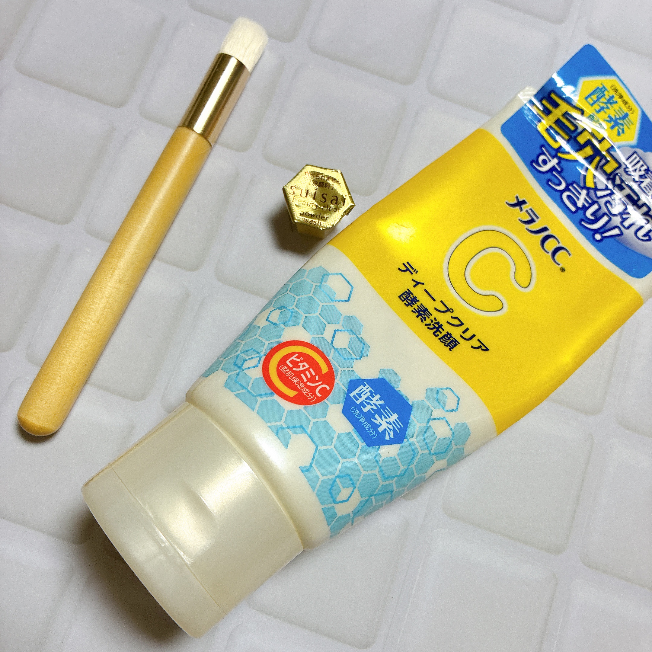 スイサイ ビューティクリア ゴールド パウダーウォッシュ/suisai/洗顔パウダーを使ったクチコミ（2枚目）