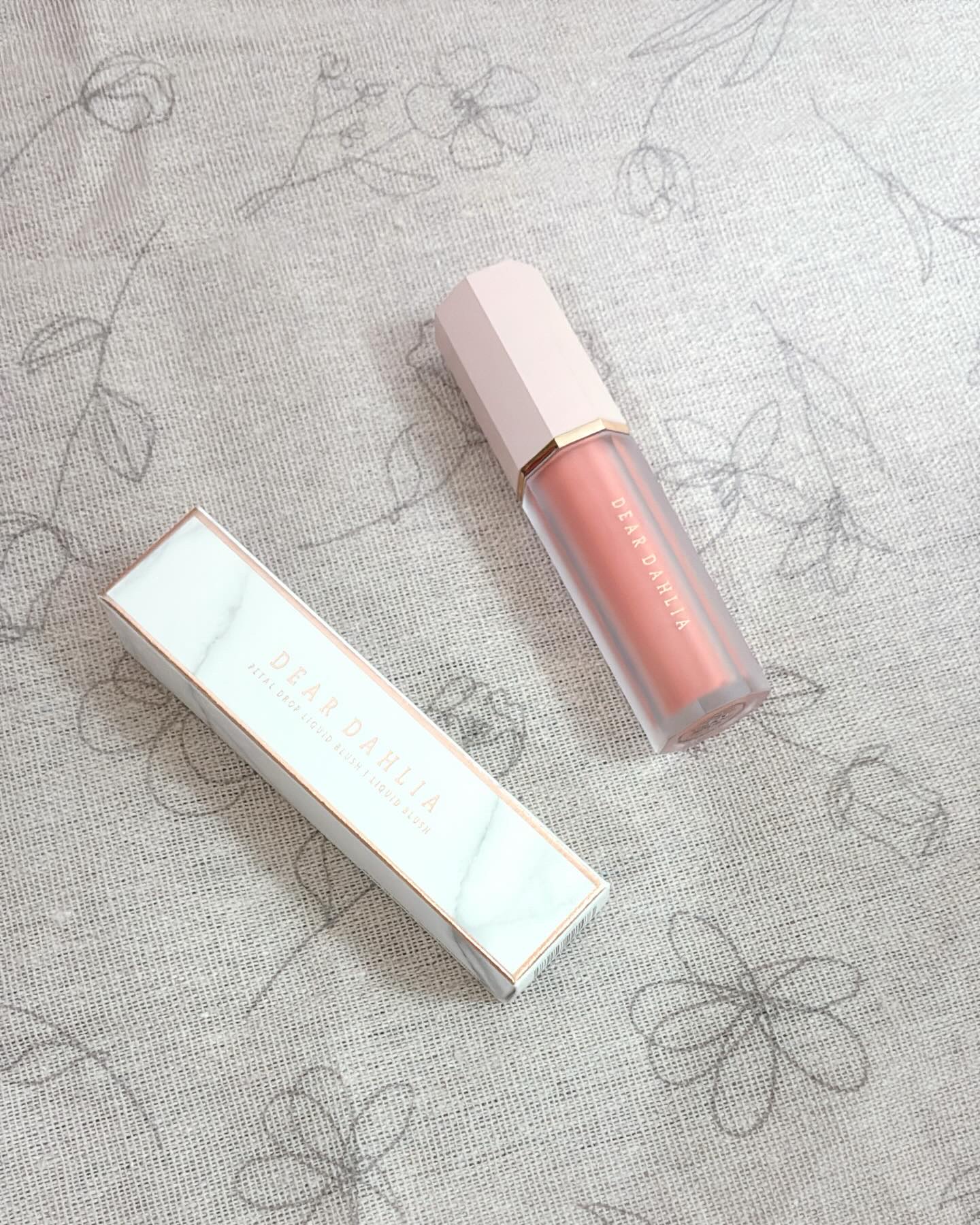 ペタルドロップリキッドブラッシャー/DEAR DAHLIA/リキッドチークを使ったクチコミ（1枚目）