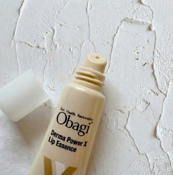 ダーマパワーX リップエッセンス/オバジ/リップ美容液を使ったクチコミ（2枚目）