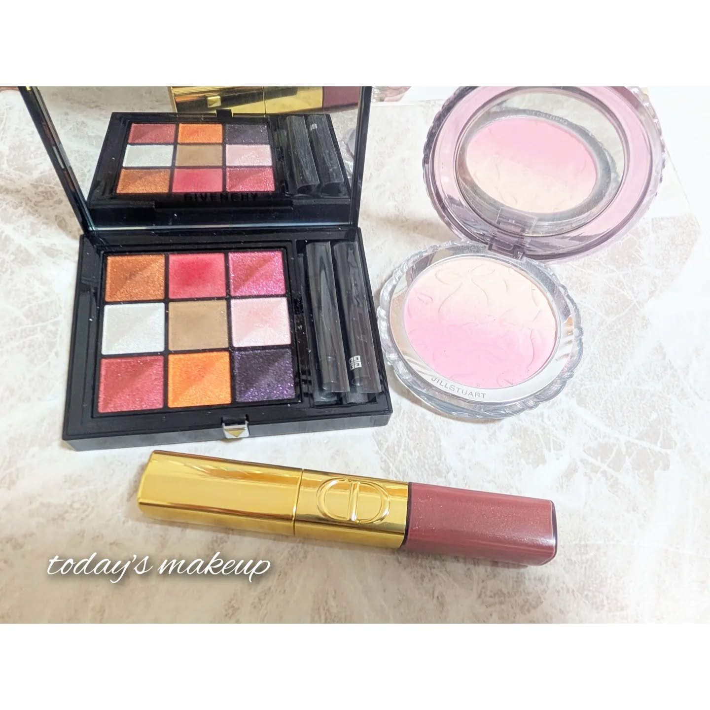 ルージュ ディオール シークイン リキッド デュオ（ホリデーコレクション 2025 限定品）/Dior/口紅・グロス・リップライナー・リップケアを使ったクチコミ（1枚目）