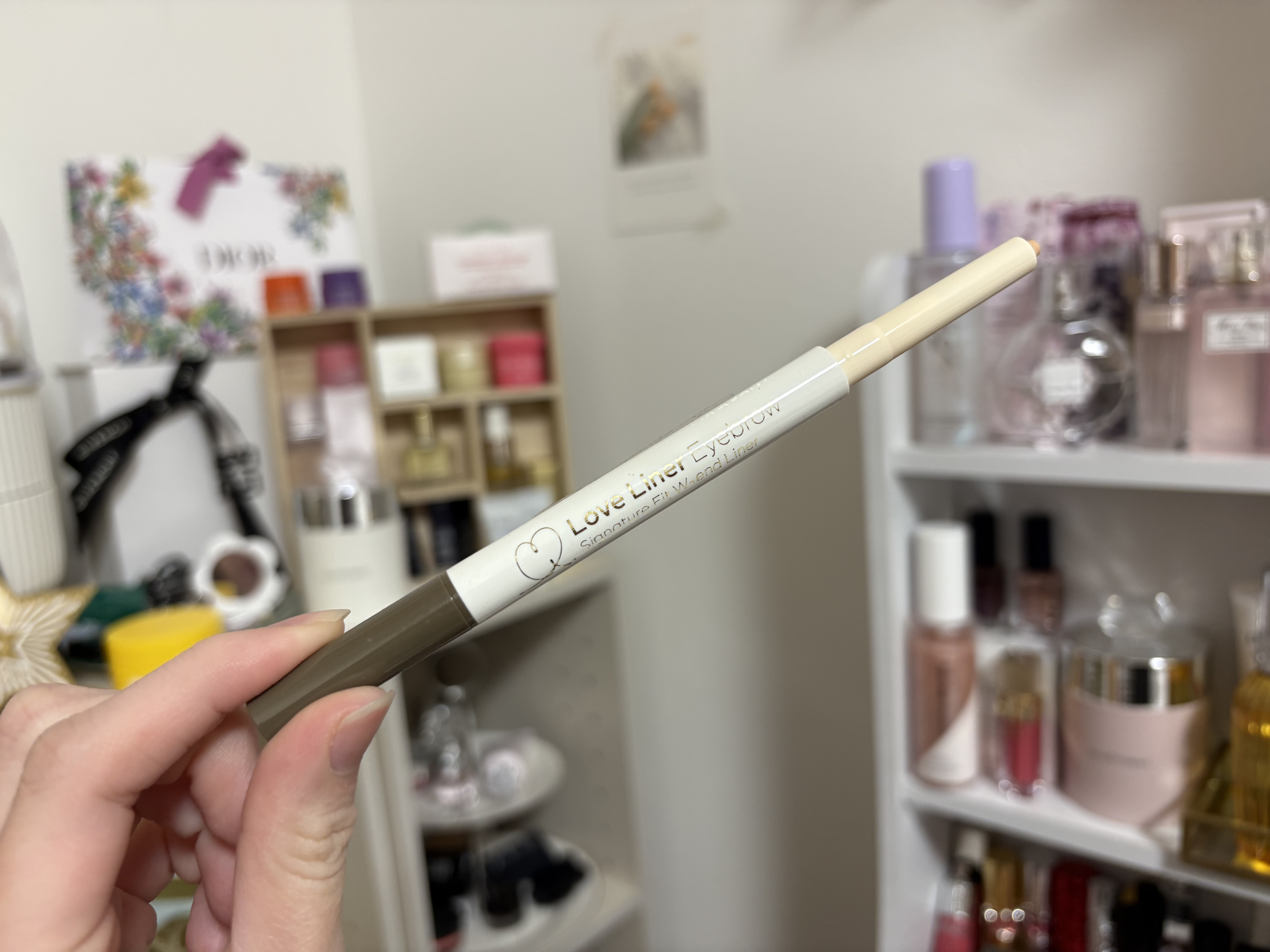 ラブ・ライナー　シグネチャーフィットペンシル＜アイブロウ＞/ラブ・ライナー/アイブロウペンシルを使ったクチコミ（2枚目）