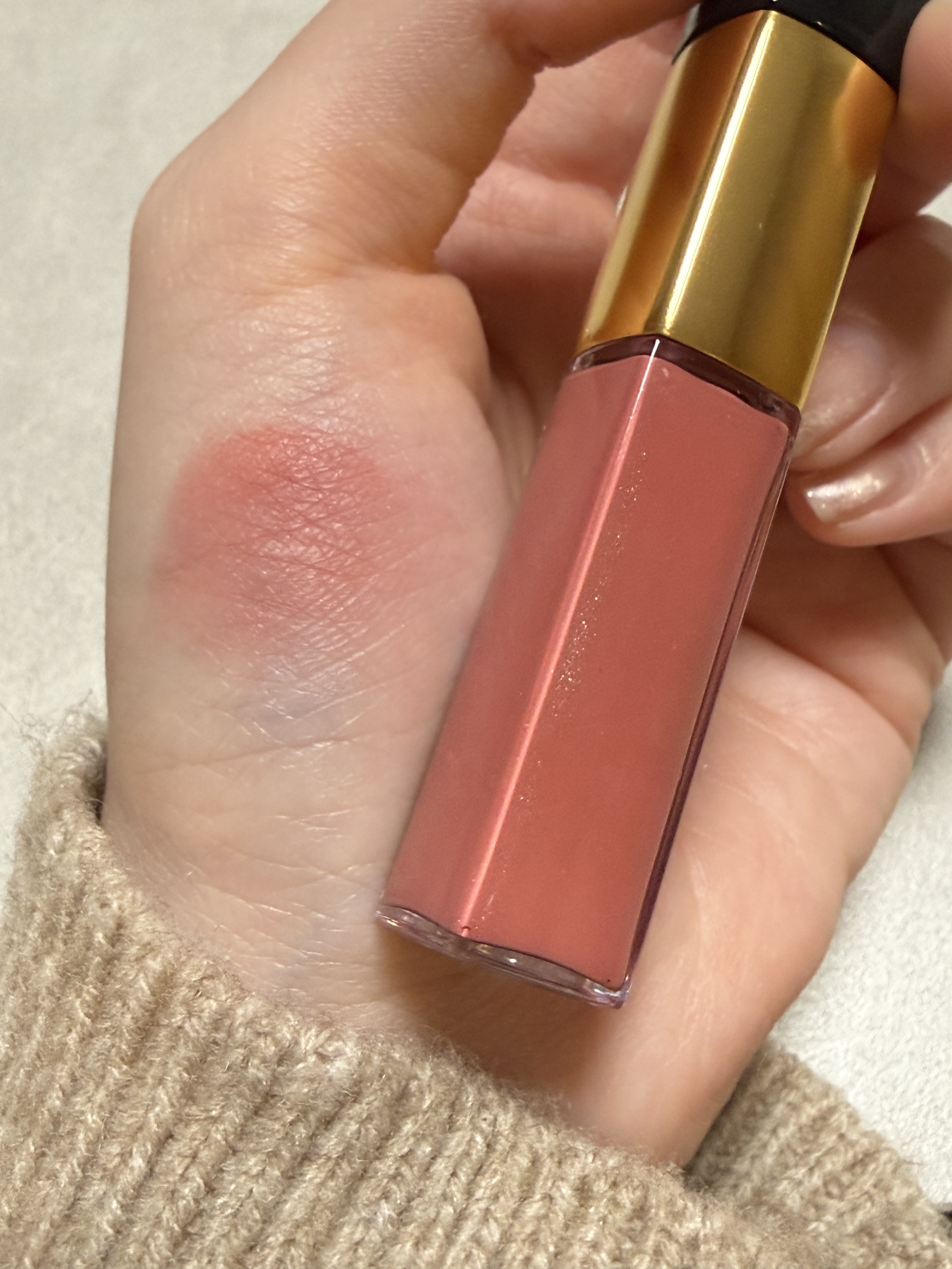 ル ルージュ デュオ ウルトラ トゥニュ/CHANEL/口紅を使ったクチコミ（3枚目）