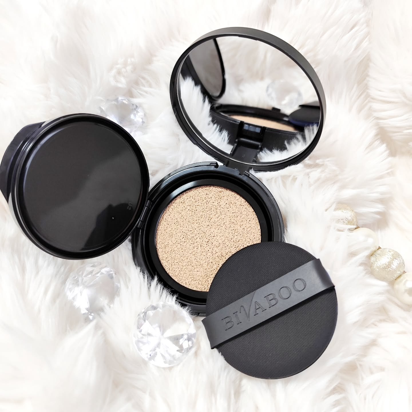 ベルベットジュエルクッション/BIVABOO/クッションファンデーションを使ったクチコミ（1枚目）