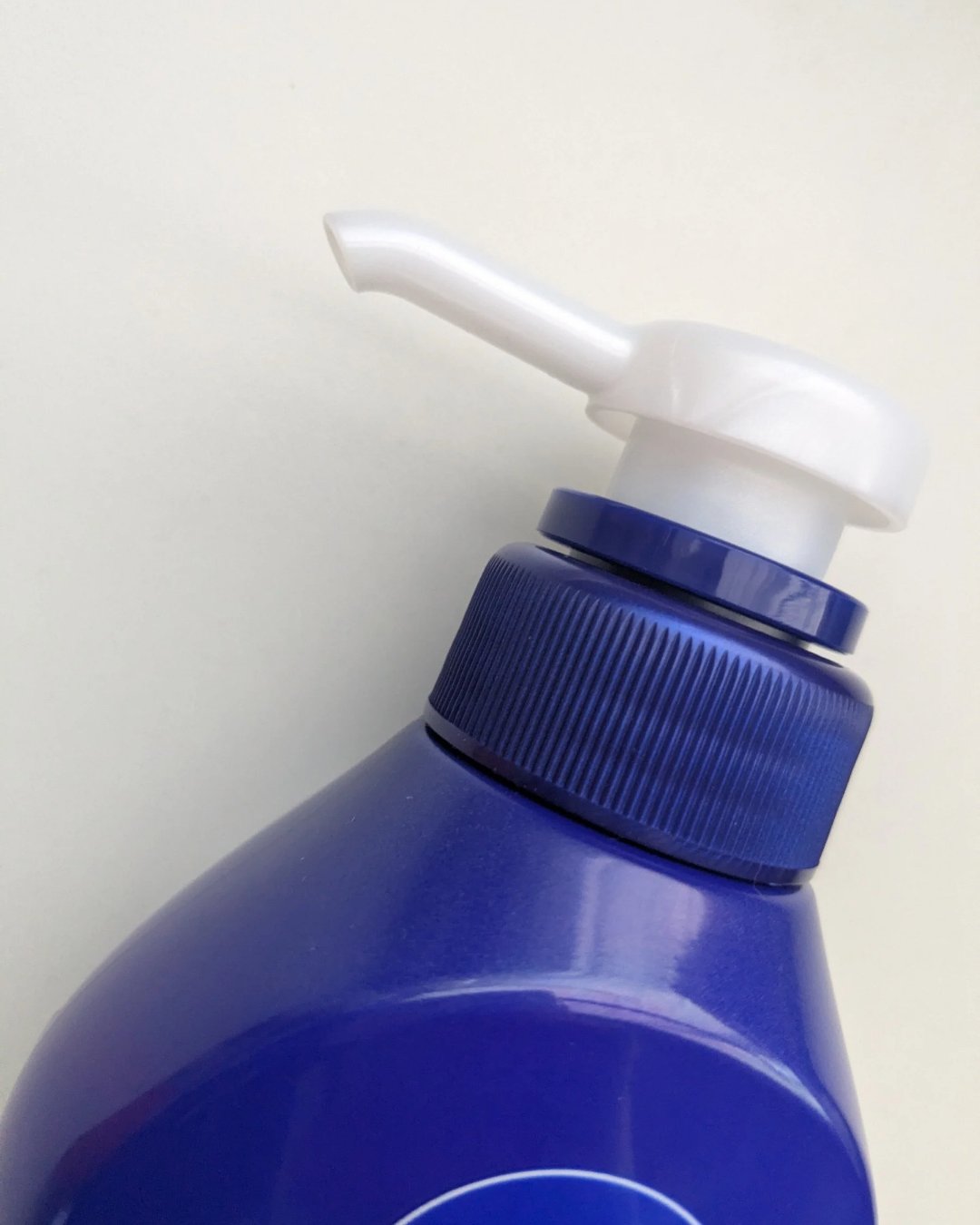 ニベア クリームケア ボディウォッシュ ヨーロピアンホワイトソープの香り/ニベア/ボディソープを使ったクチコミ（3枚目）