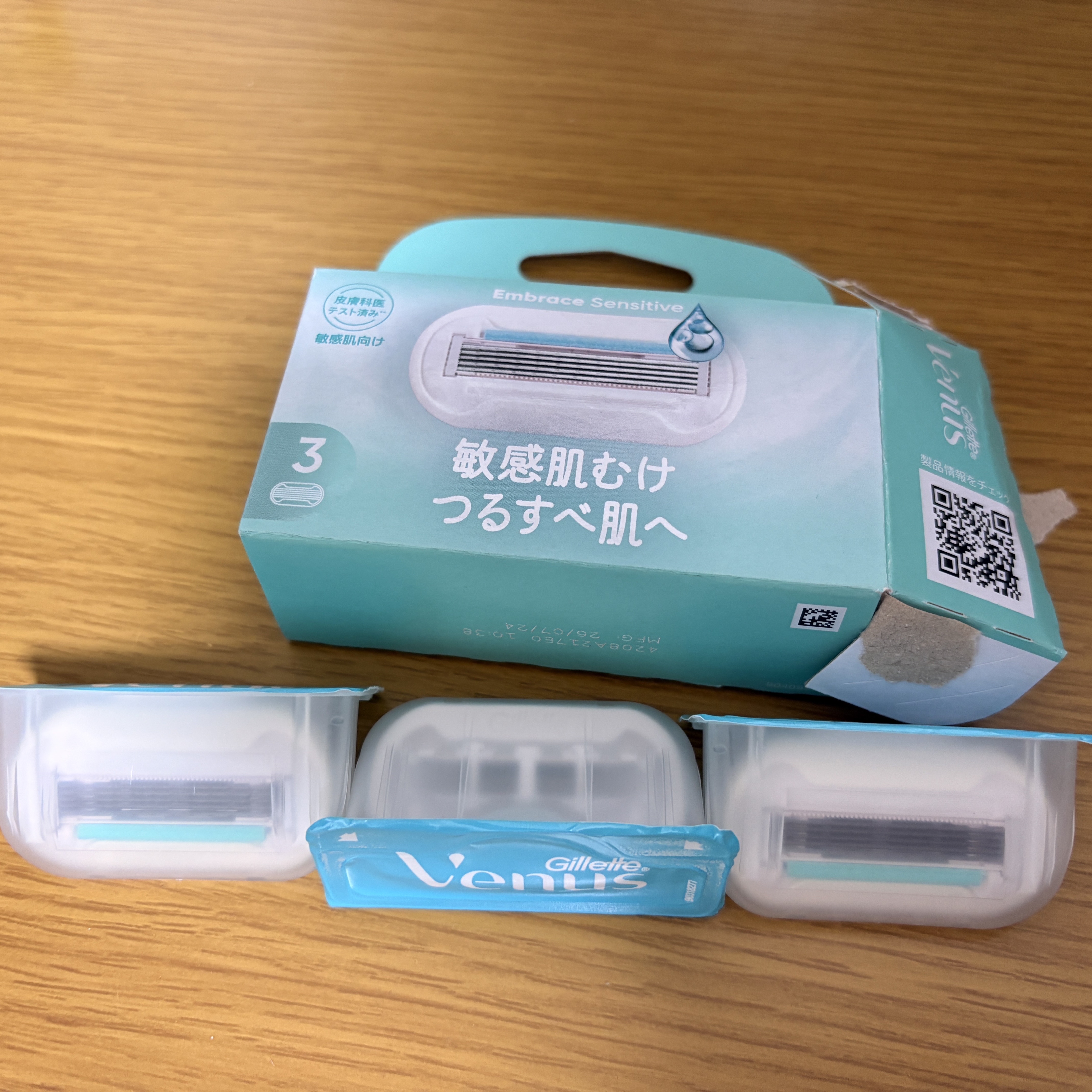 エンブレイスセンシティブ 敏感肌/Gillette Venus/シェーバーを使ったクチコミ（1枚目）