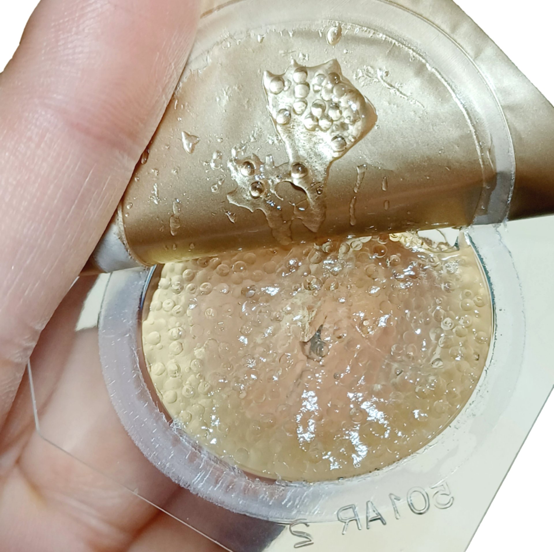 GALÉNIC エクストリーム ブライトニング マイクロ マスク 6個入り/Galénic/洗い流すパック・マスクを使ったクチコミ（3枚目）