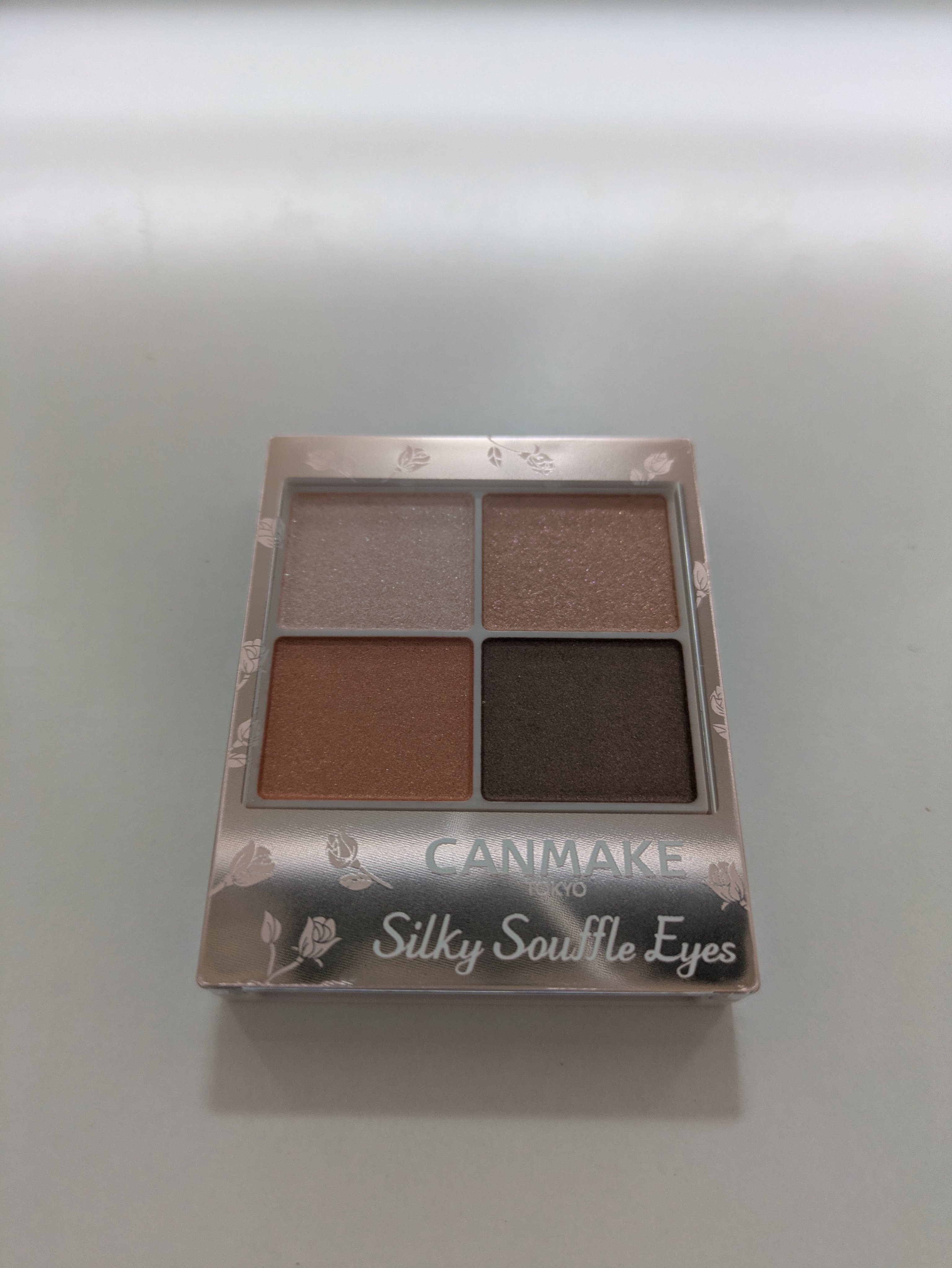 シルキースフレアイズ/キャンメイク/アイシャドウパレットを使ったクチコミ（1枚目）