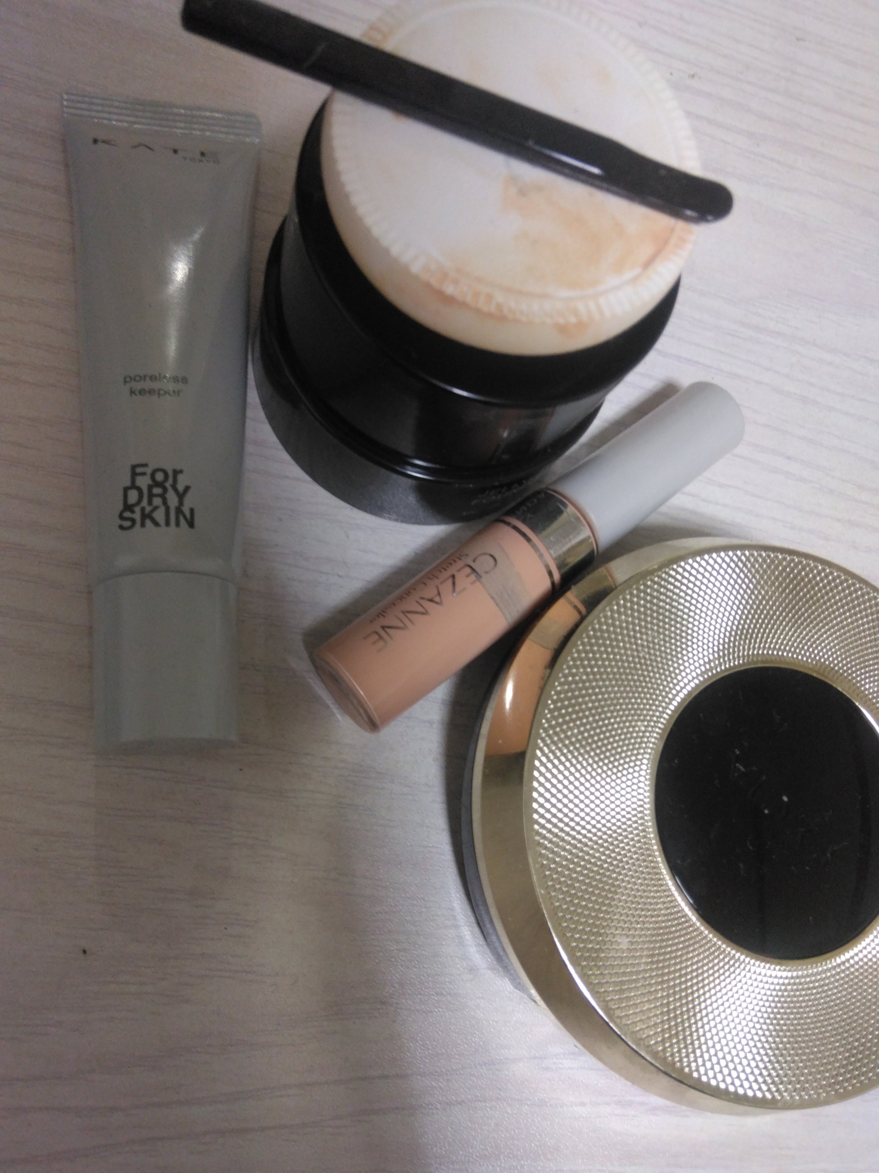 エクシア セレスティアル ヴェール/ALBION/プレストパウダーを使ったクチコミ（1枚目）