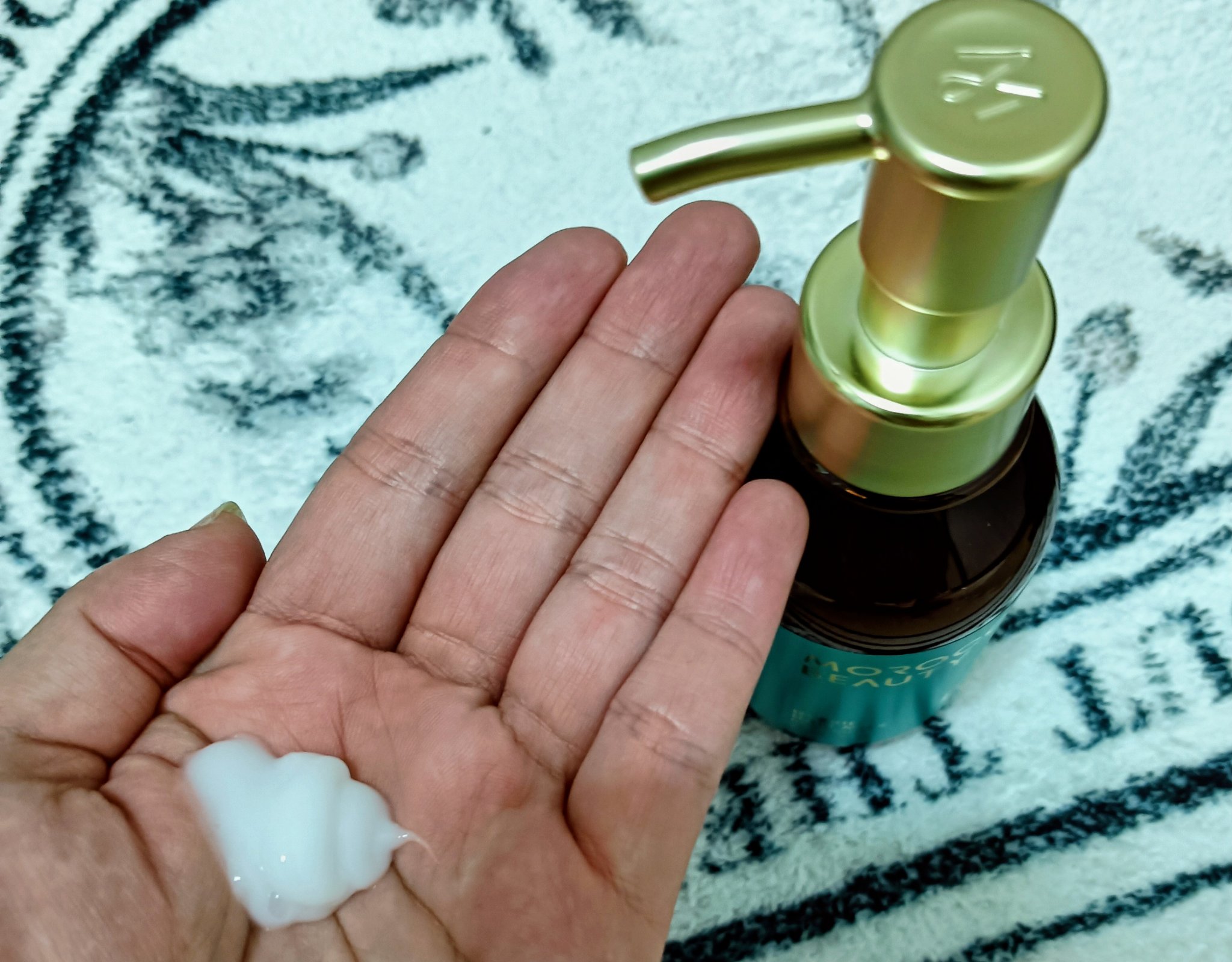 モロッカンビューティ ディープモイスト ハイブリッド ヘアミルク/モロッカンビューティ/ヘアミルクを使ったクチコミ（1枚目）